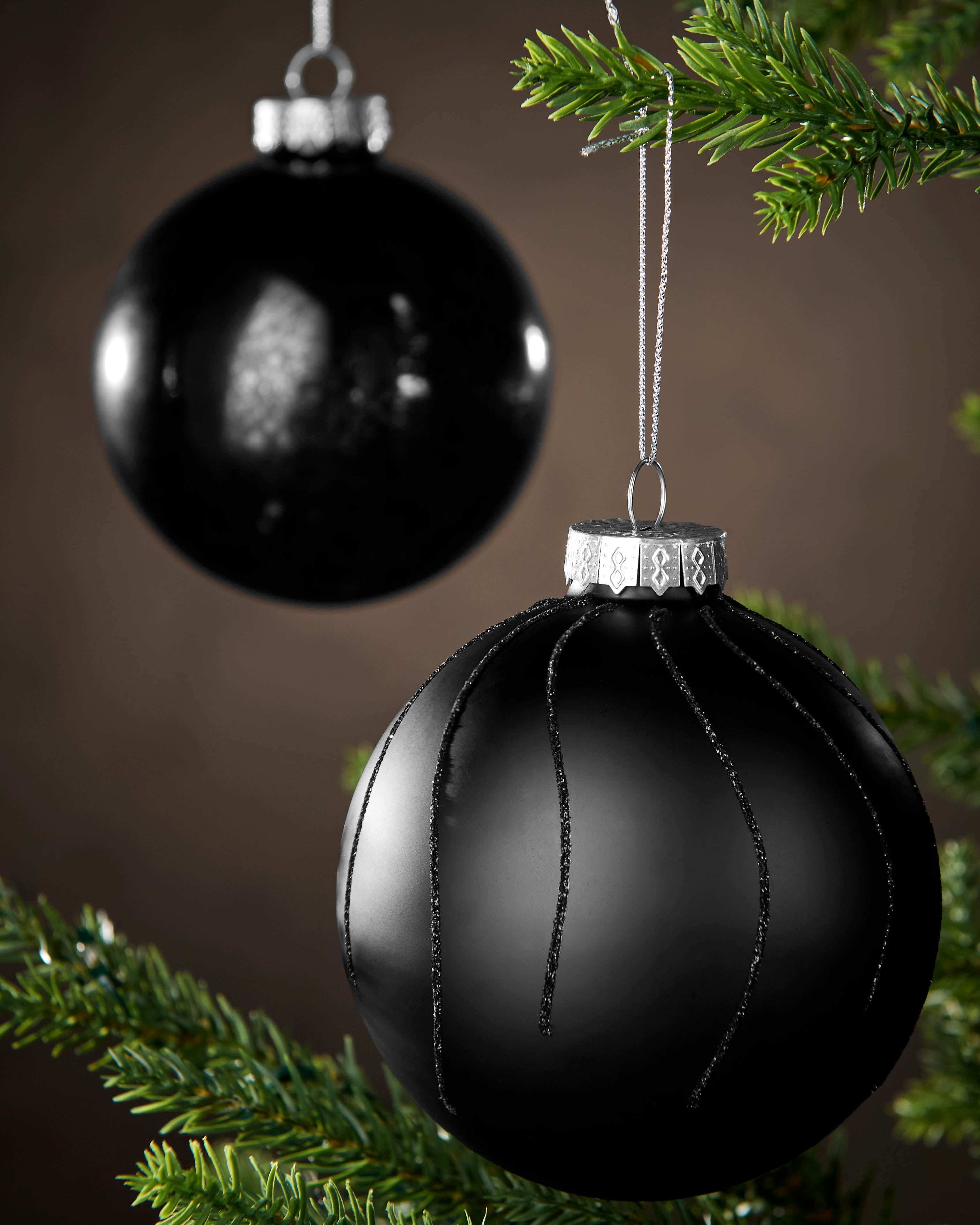 Set of 6 Glass Baubles, Black, 10 cm