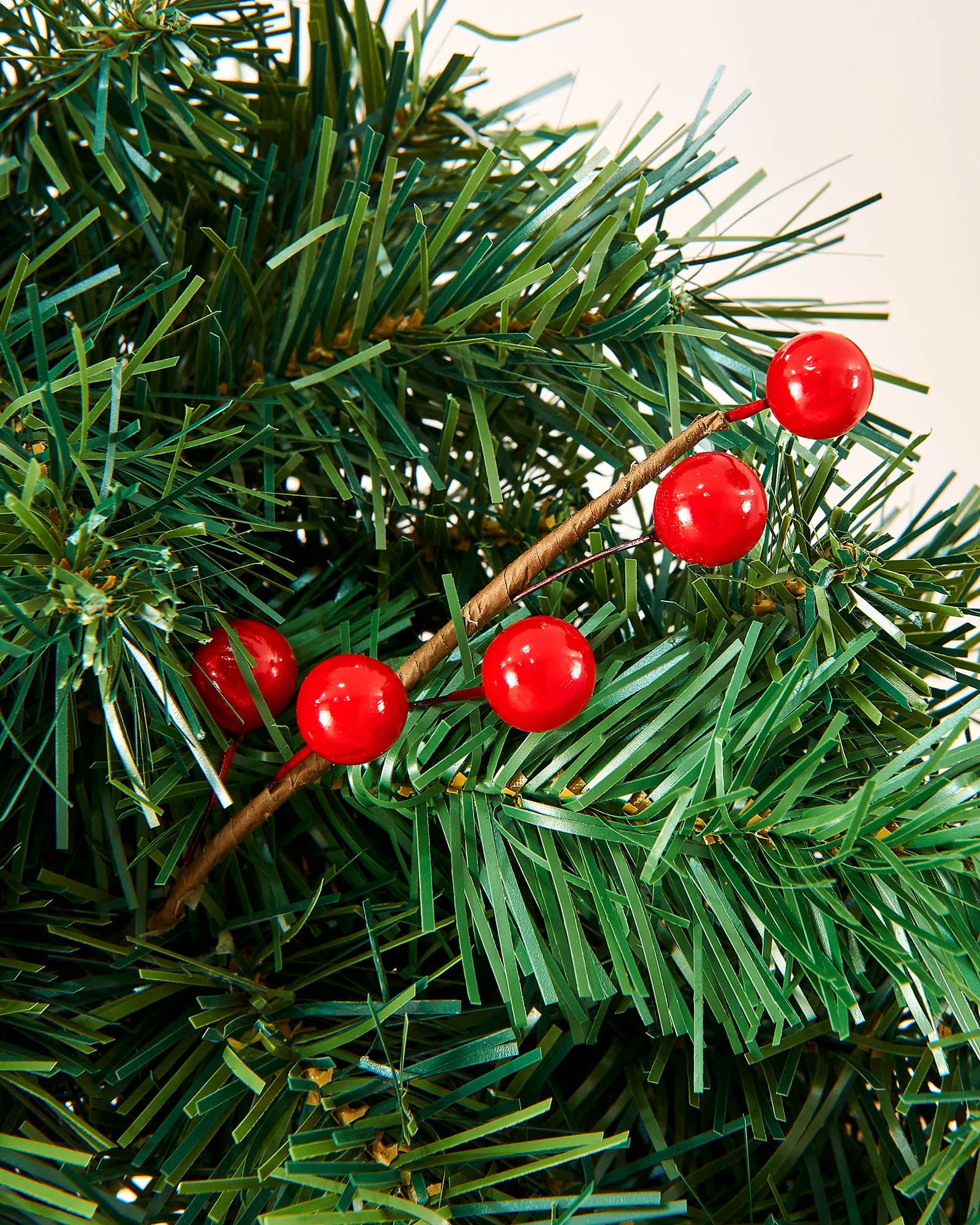 Extra Thick Mixed Pine Garland, Pinecones & Berries, 9 ft