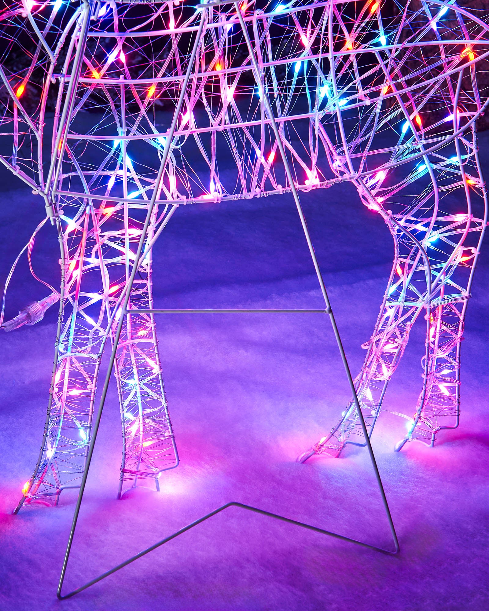Pre-Lit 2D Aurora Reindeer, 100 cm