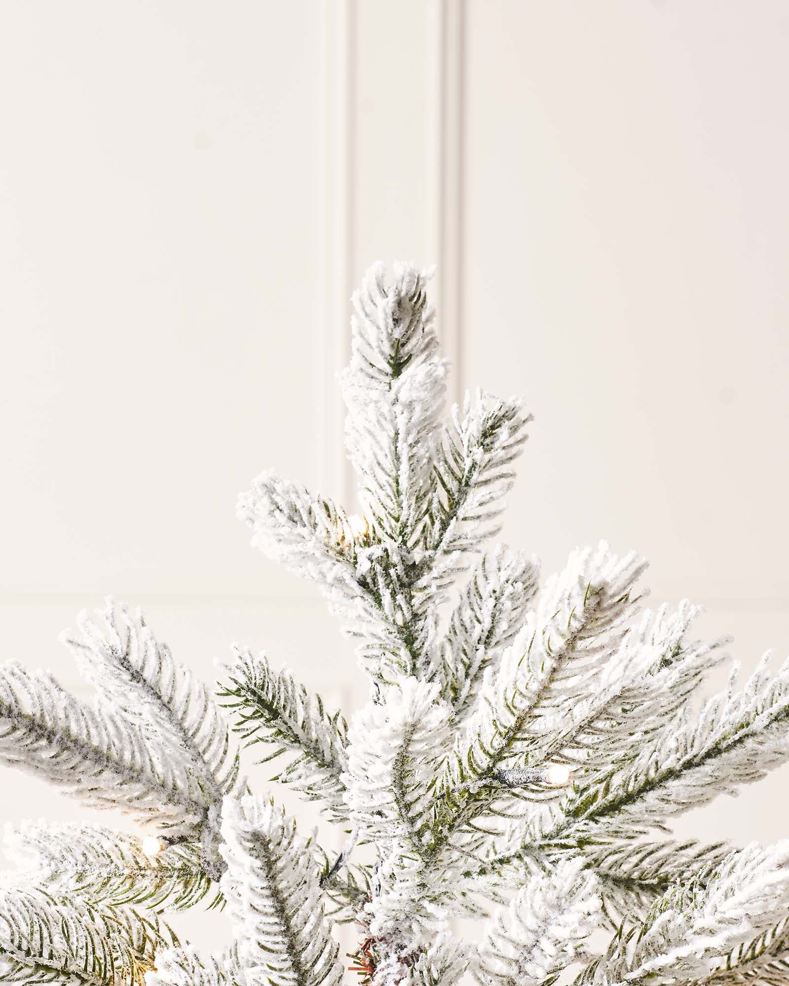 Pre-Lit Snow Flocked Potted Christmas Tree, 4 ft