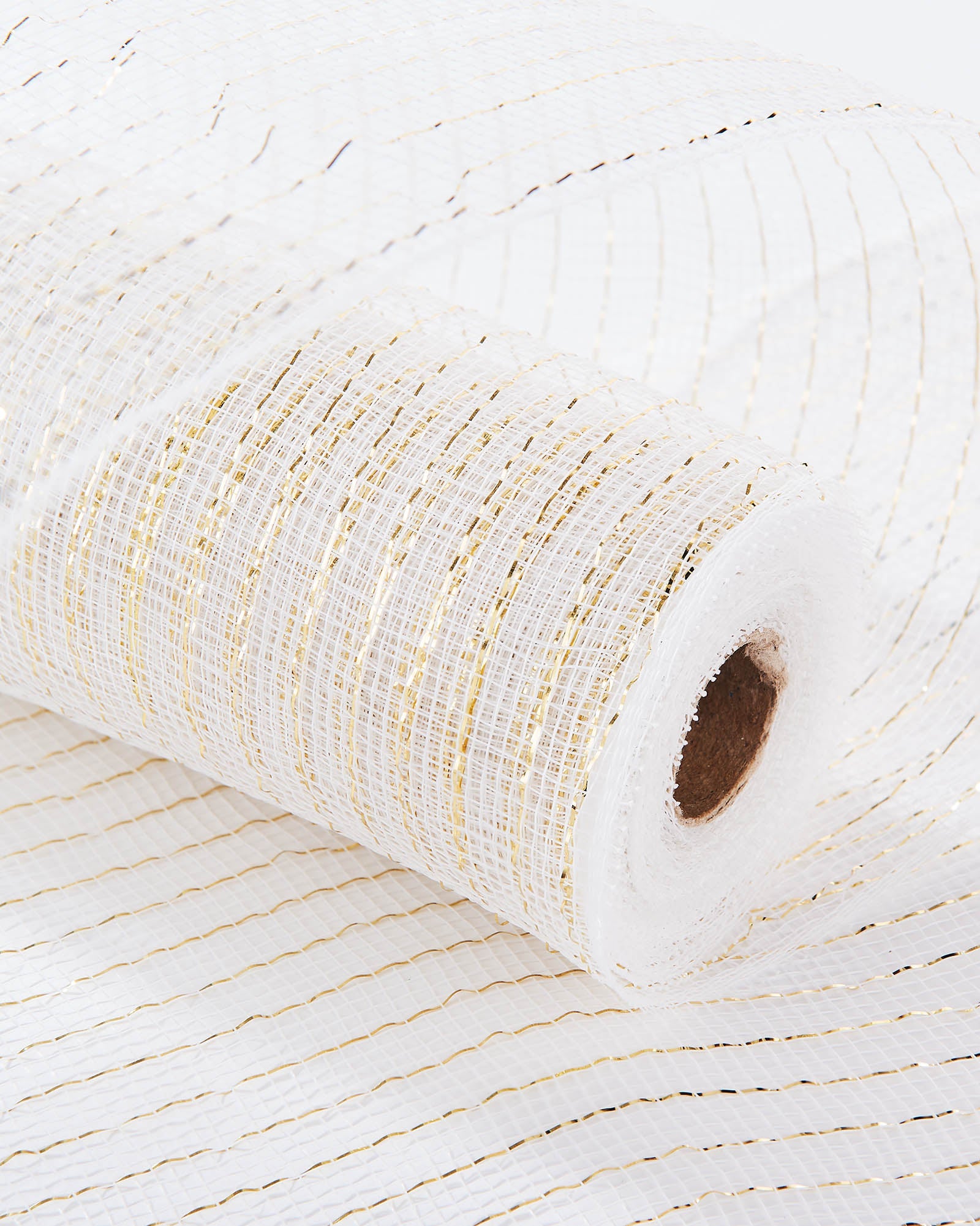 White Decorative Mesh Roll with Soft Gold Foil, 9 m