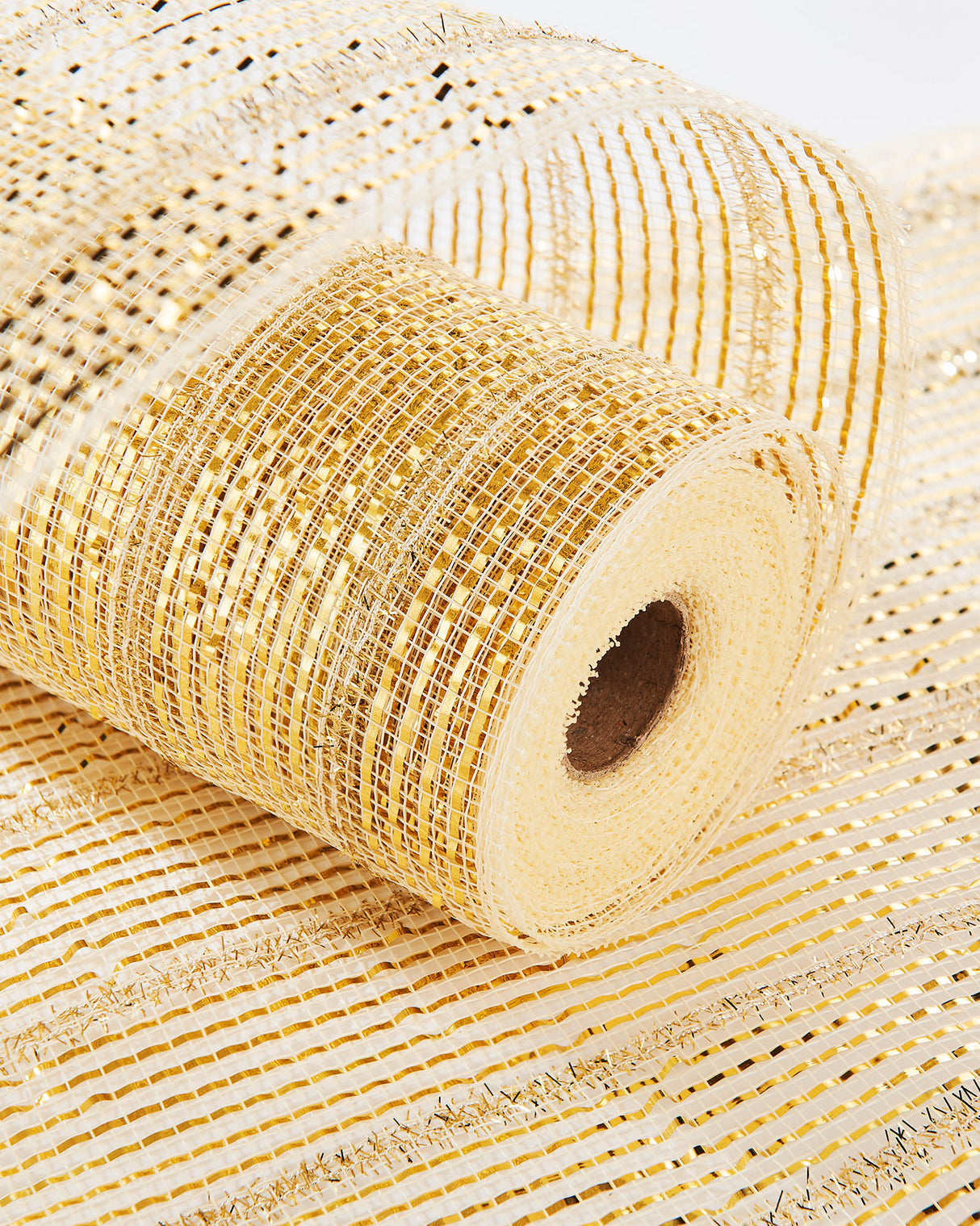 Ivory Mesh With Pale Gold Foil, 9 m