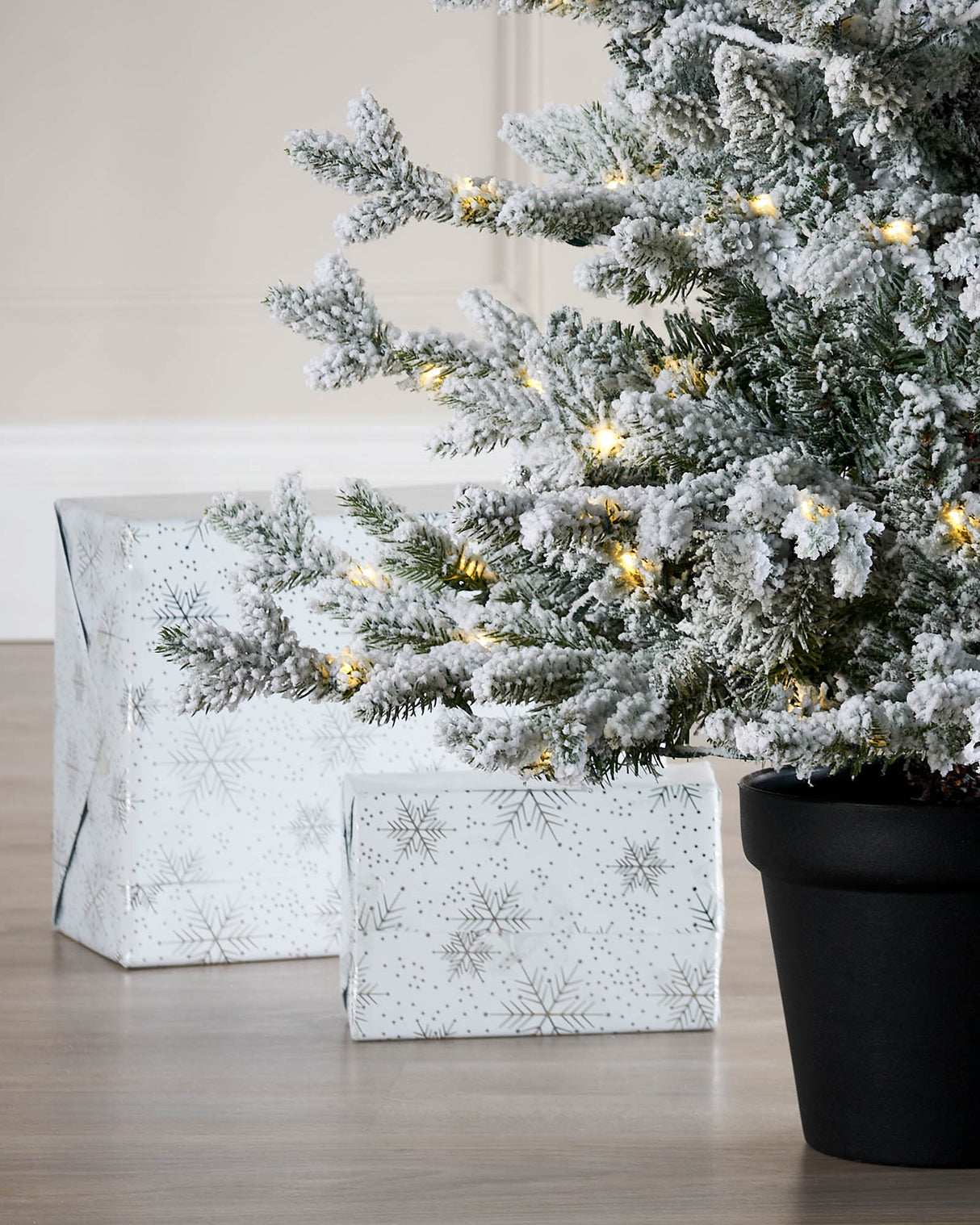 Pre-Lit Snow Flocked Potted Christmas Tree, 3 ft