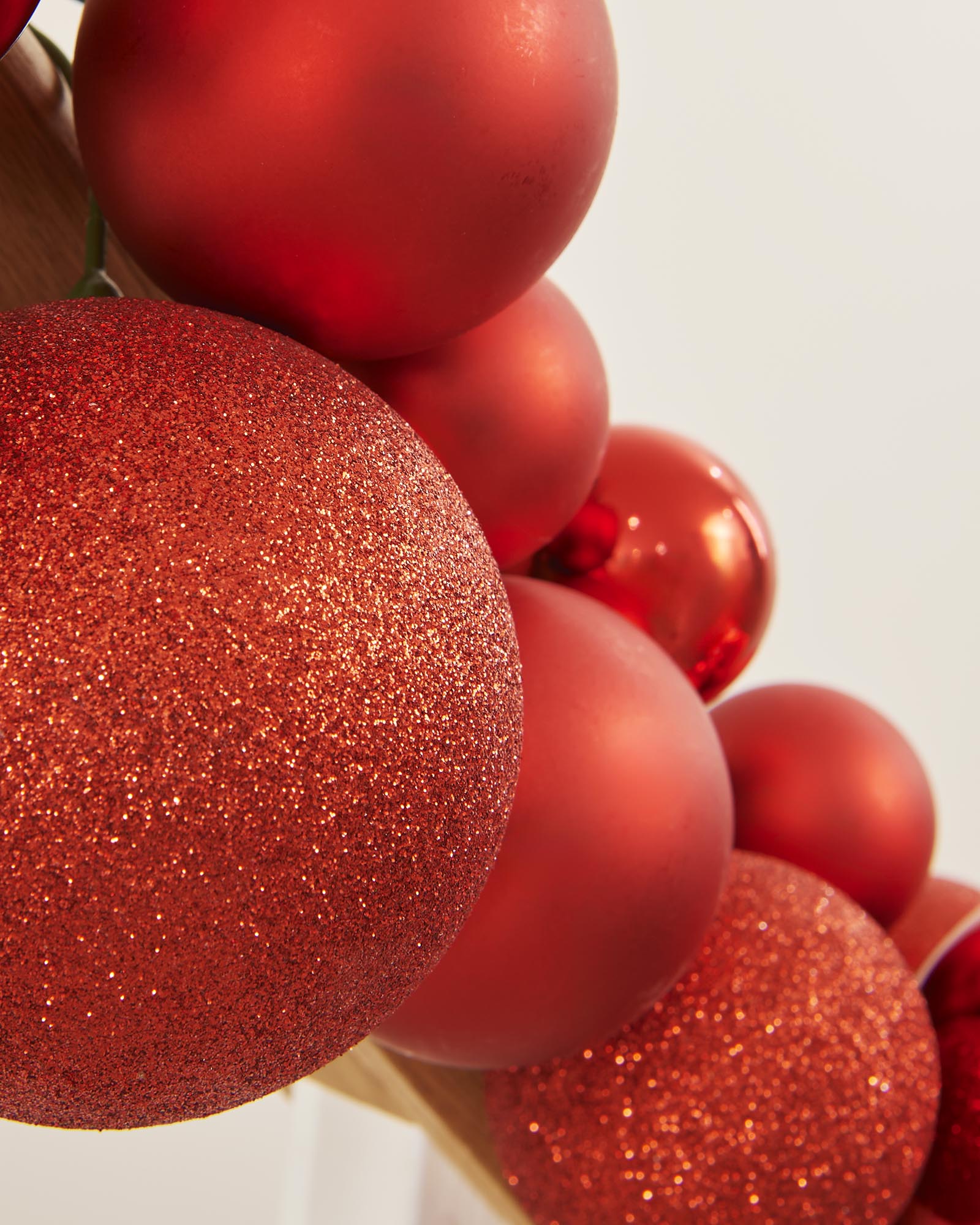 Red Bauble Garland, Christmas, 9 ft