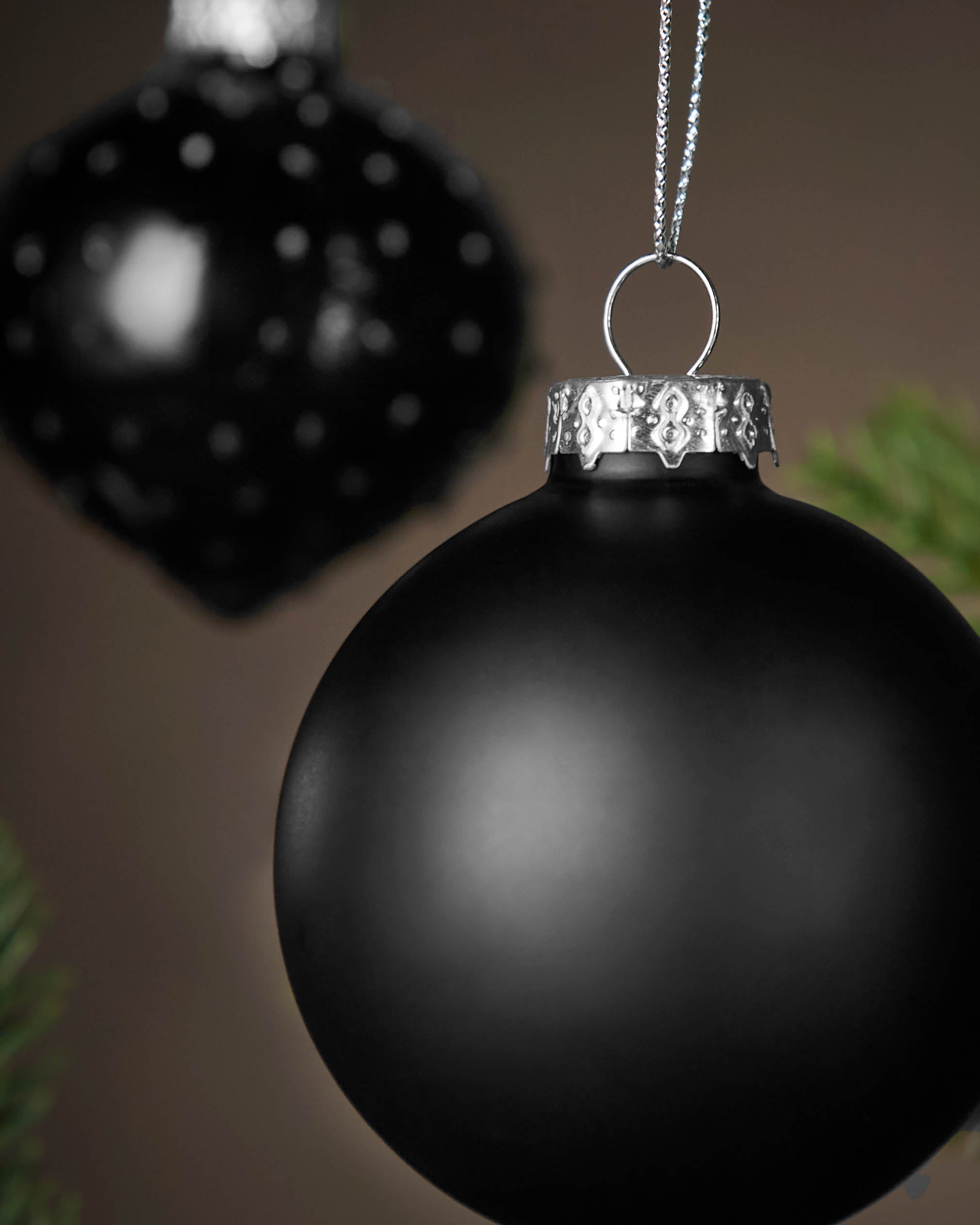 Set of 20 Glass Baubles, Black