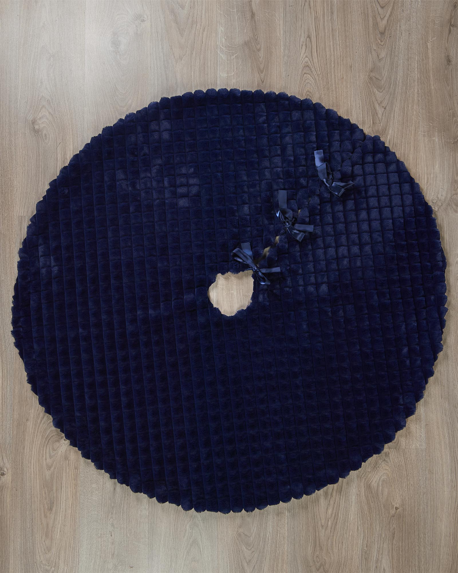 Faux Fur Diamond Tree Skirt, Navy Blue, 122 cm