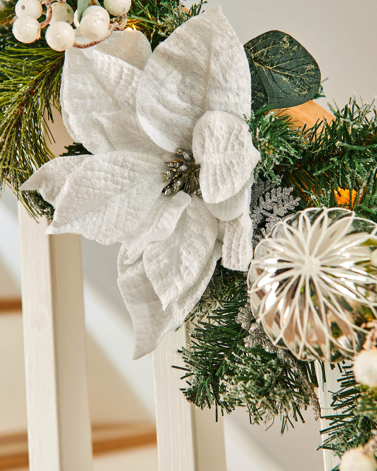 Pre-Lit Decorated Frosted Garland, White & Silver, 9 ft