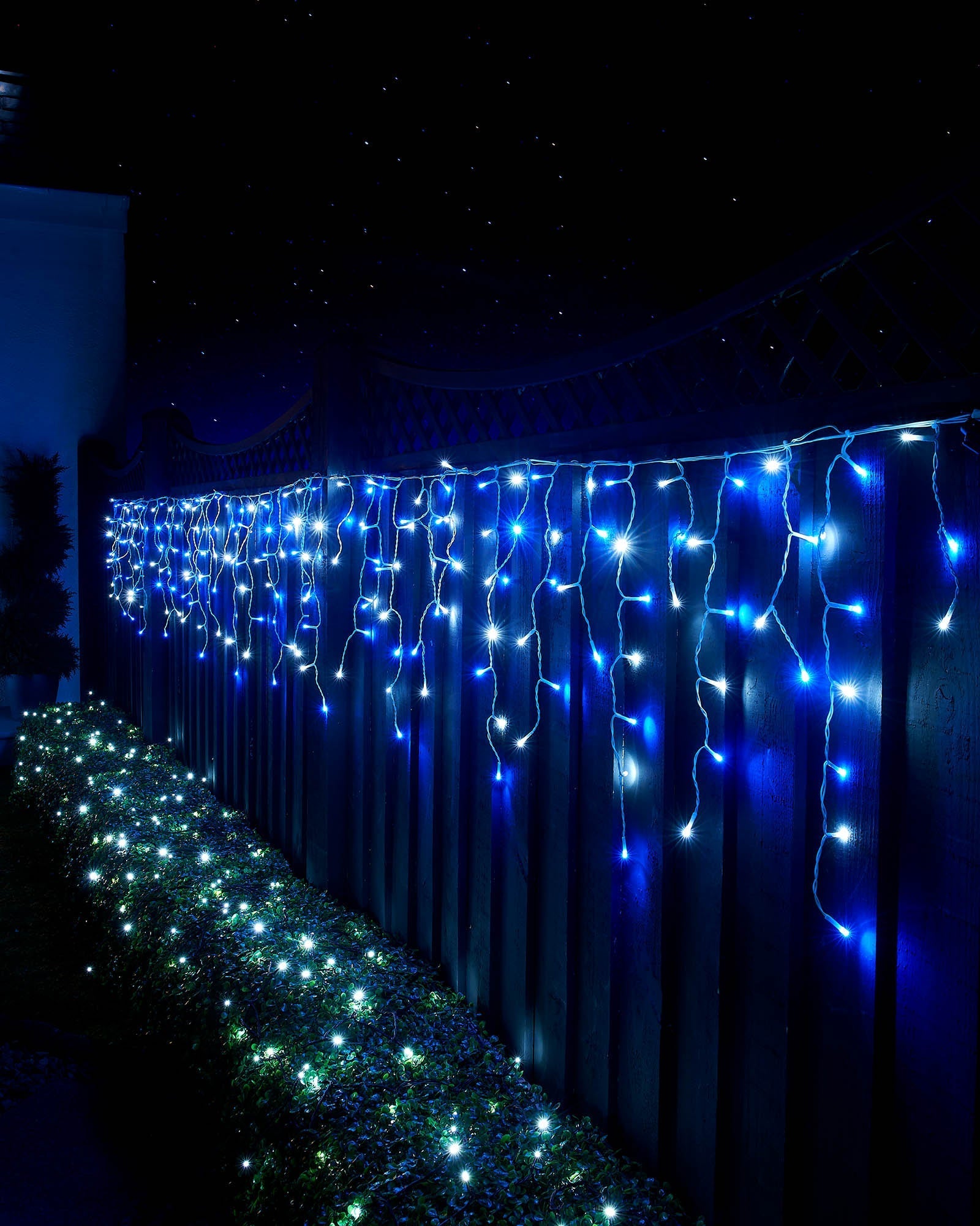 Home Series Connectable Icicle Lights, Blue / White – We R Christmas