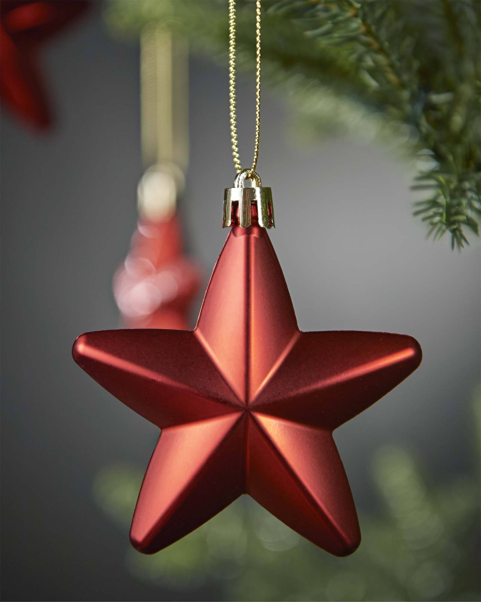 Set of 12 Hanging Stars, Red, 7 cm
