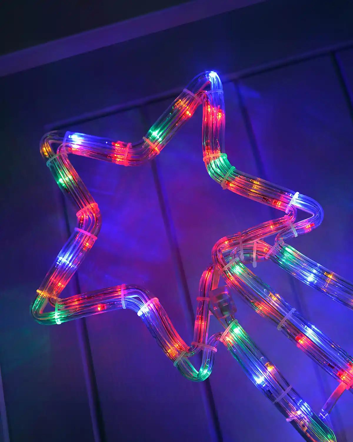 Close-up of the star section on the multi-coloured shooting star rope light