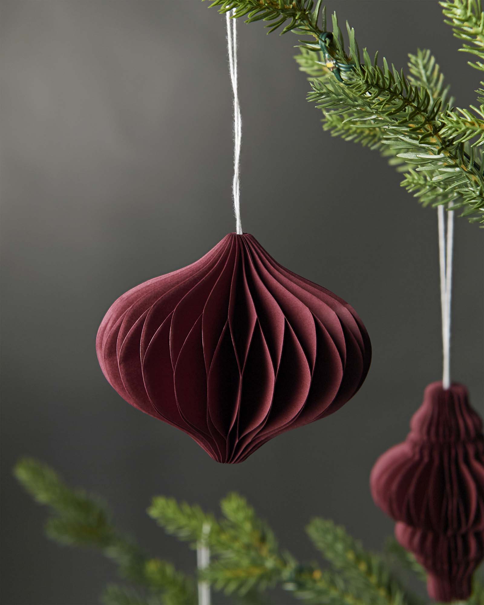 Set of 12 Paper Decorations, Burgundy, 10 cm