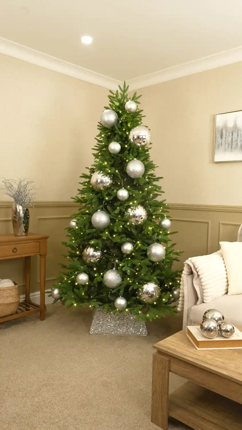 Create the Base with Silver Baubles