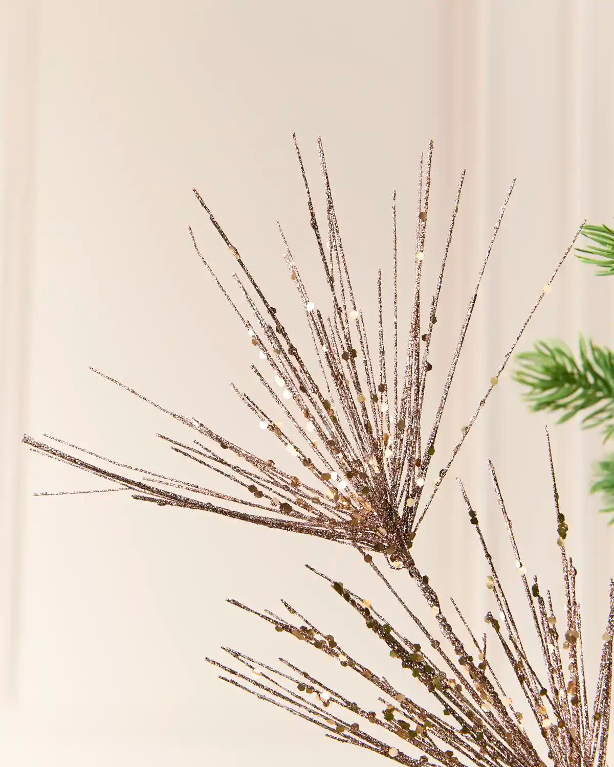 Close-up of the Mocha Glitter Firework Spray, showing thin glitter-covered stems
