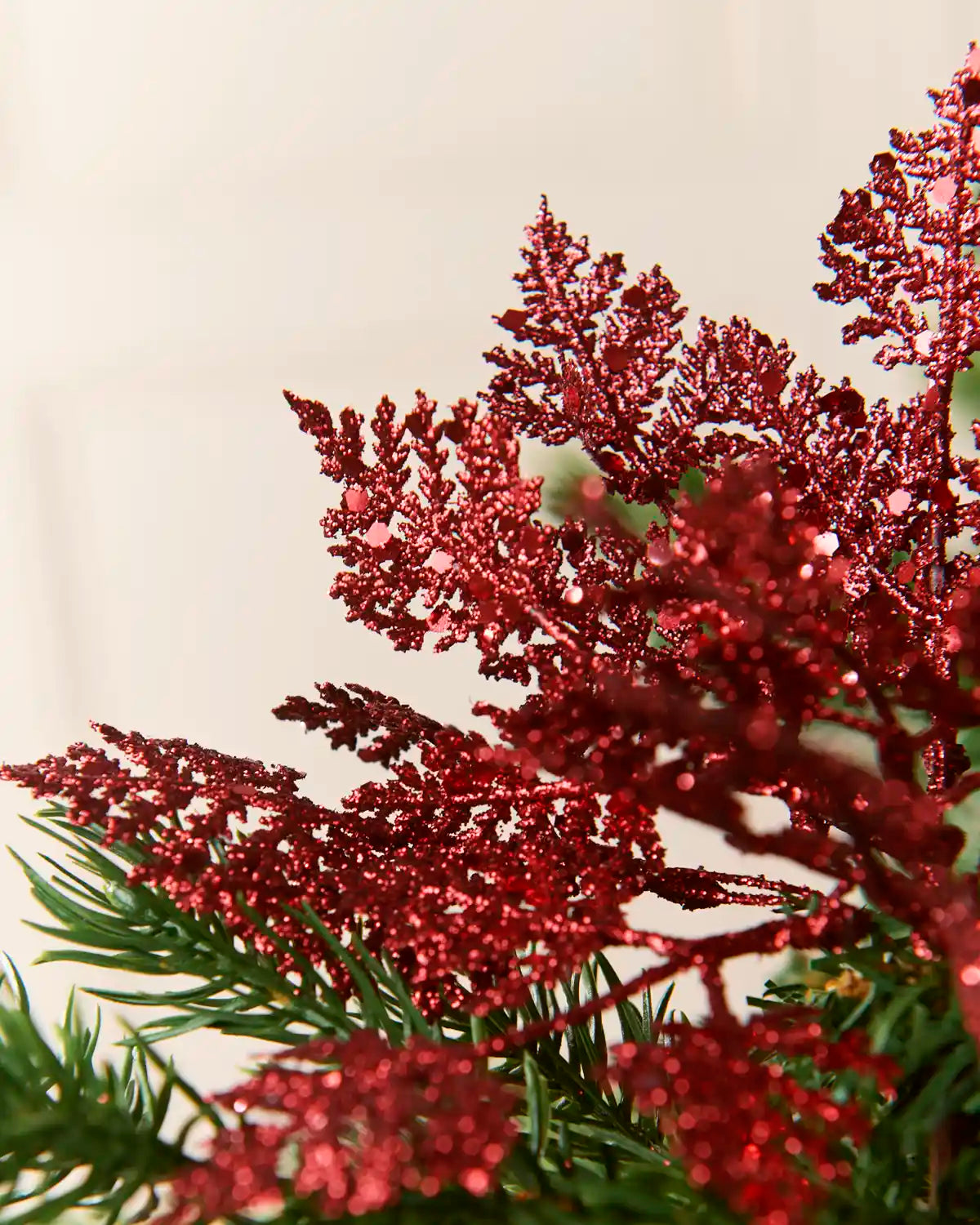 Close-up of the Red Glitter Leaf Pick leaves