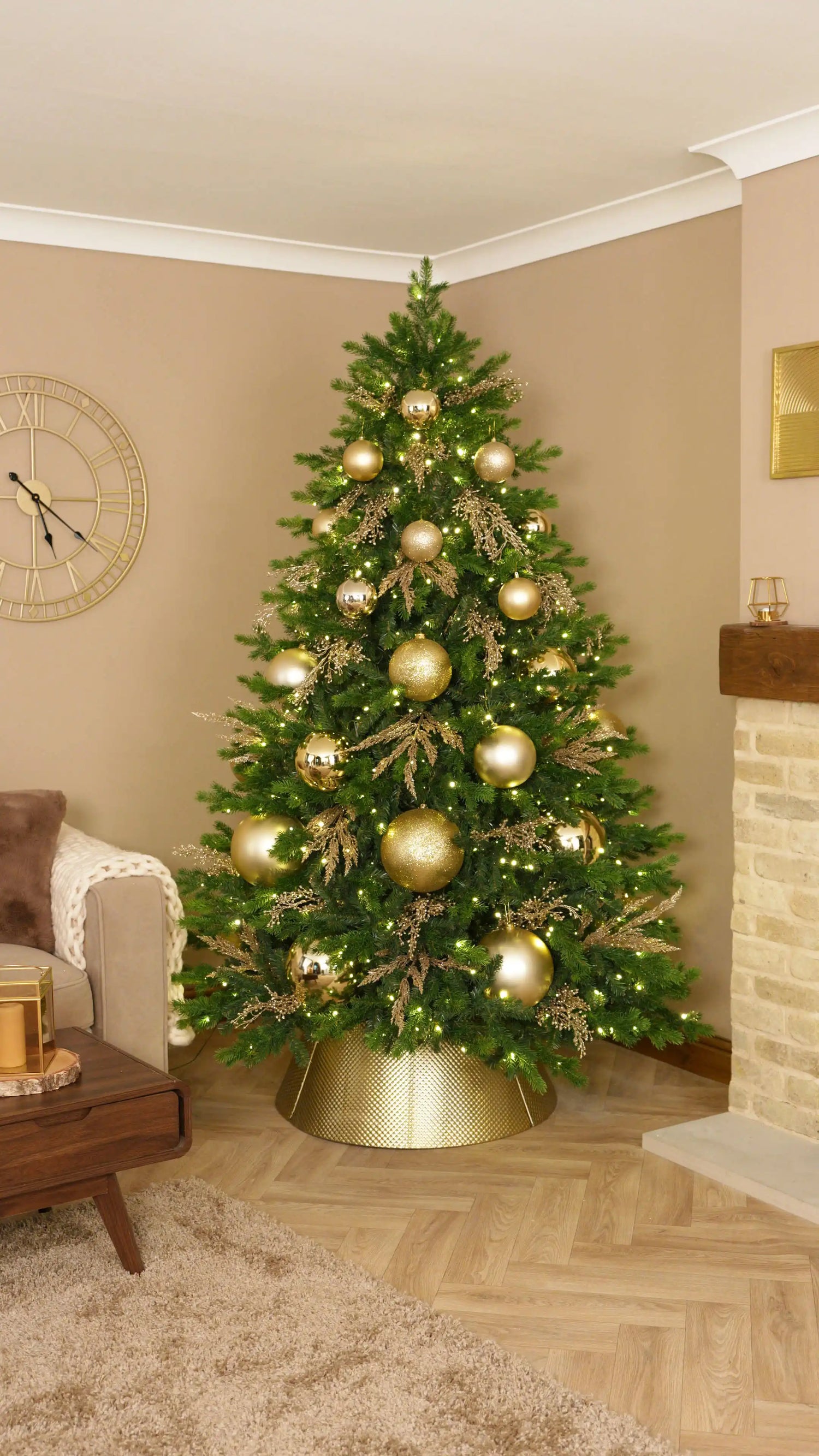 Add Texture with Gold Christmas Tree Sprays