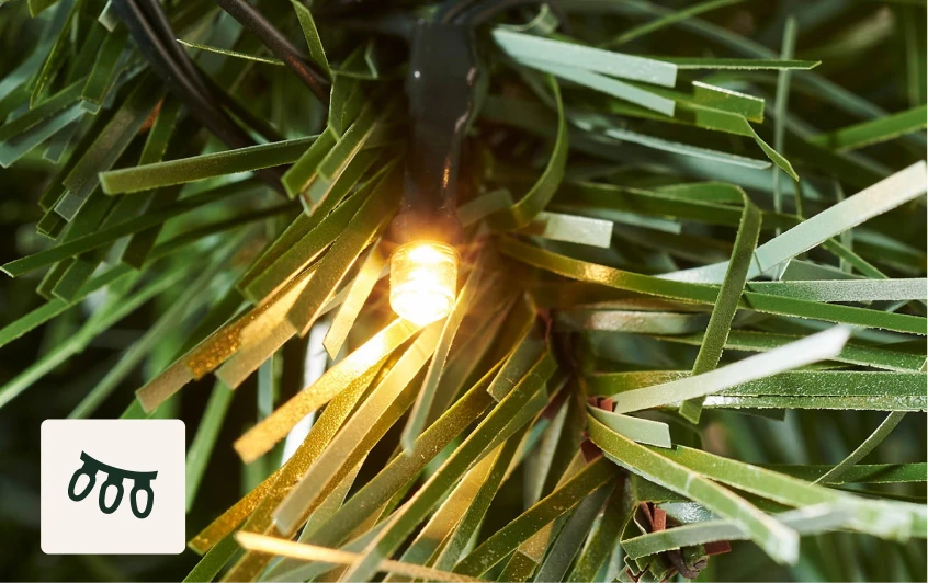 <strong>80 warm white LEDs</strong>