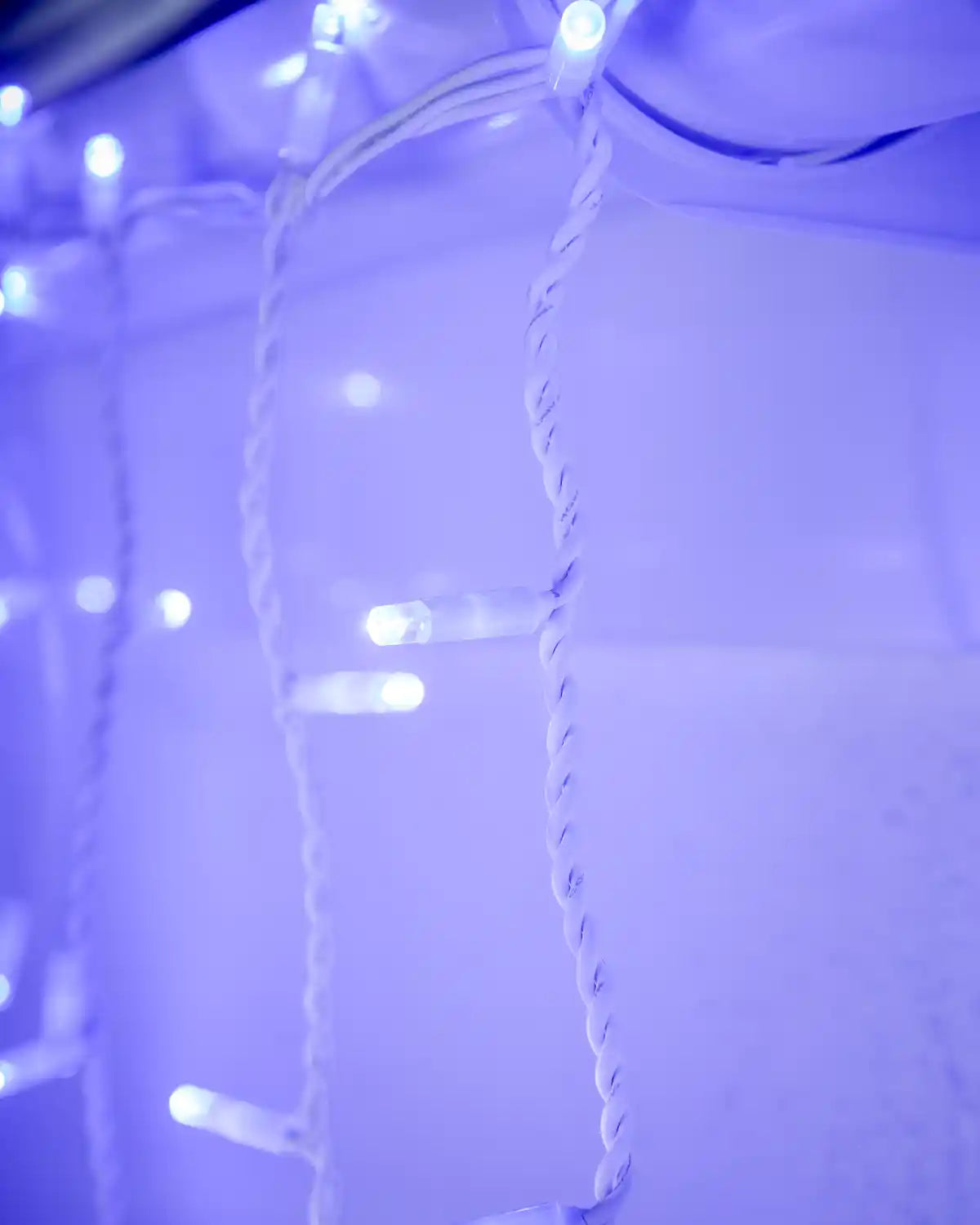 Pro Series Connectable Icicle Lights, Blue