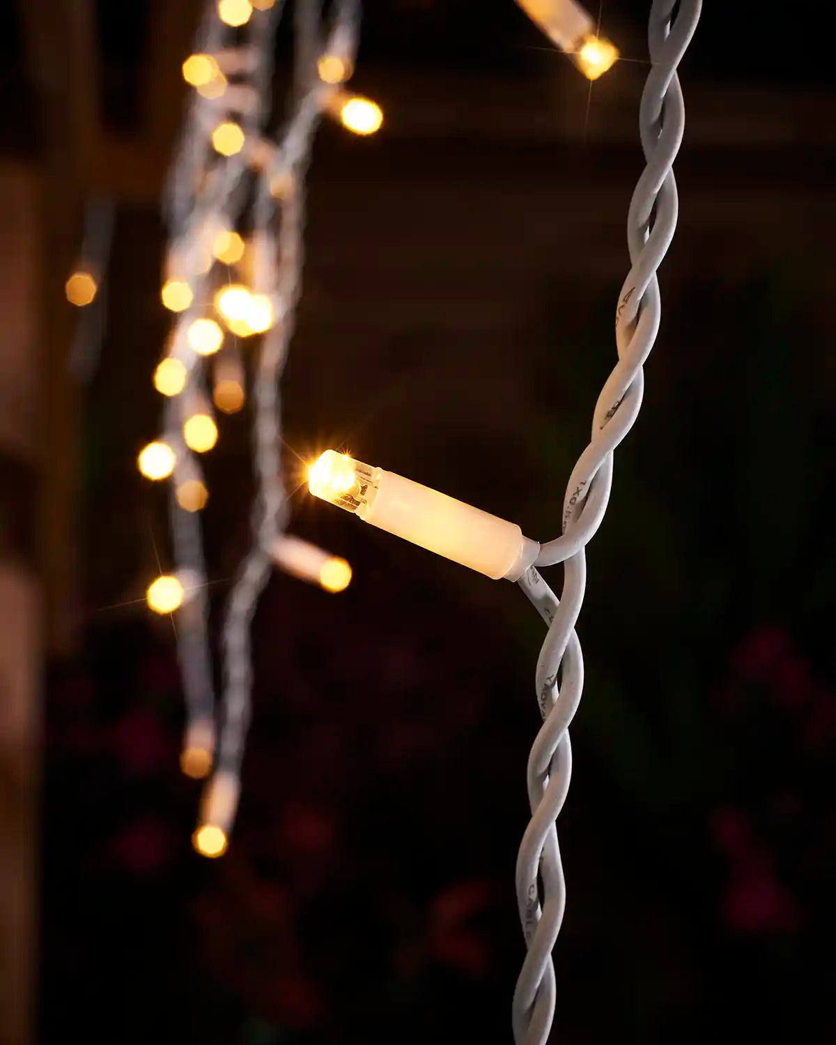 Pro Series Connectable Wedding Twinkling Icicle Lights, Warm White