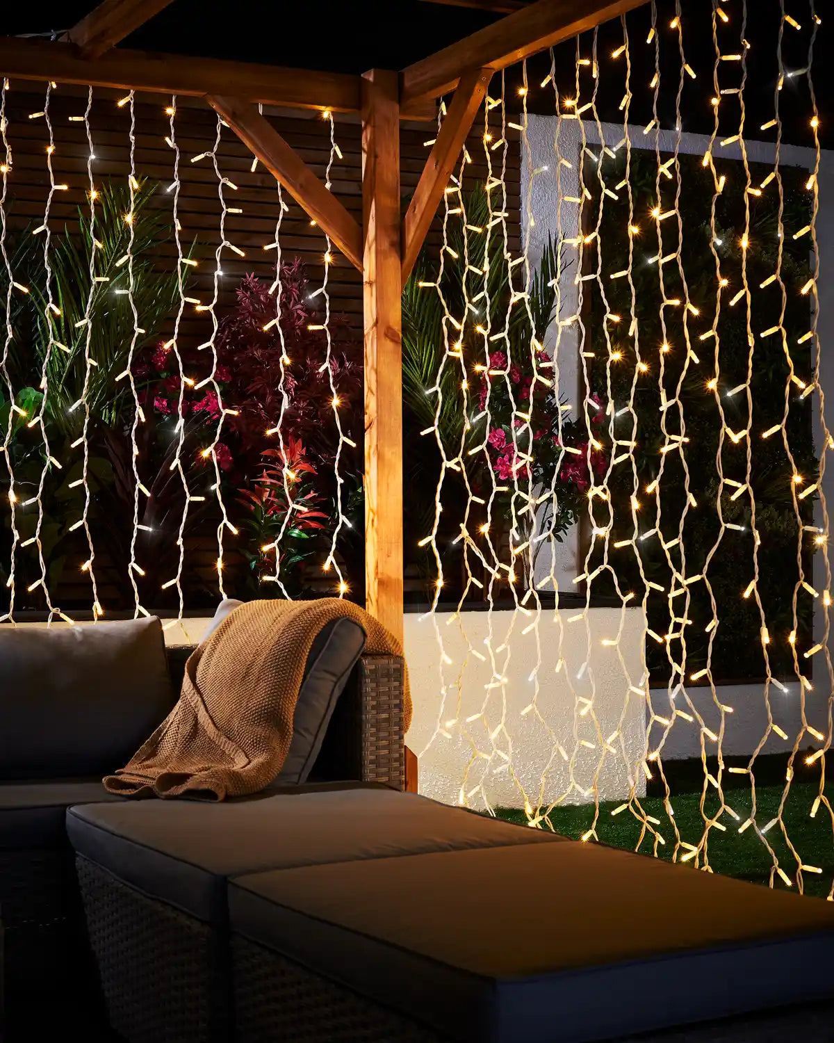 Pro Series Connectable Curtain Lights, 2.5 m Drop, Warm White / White