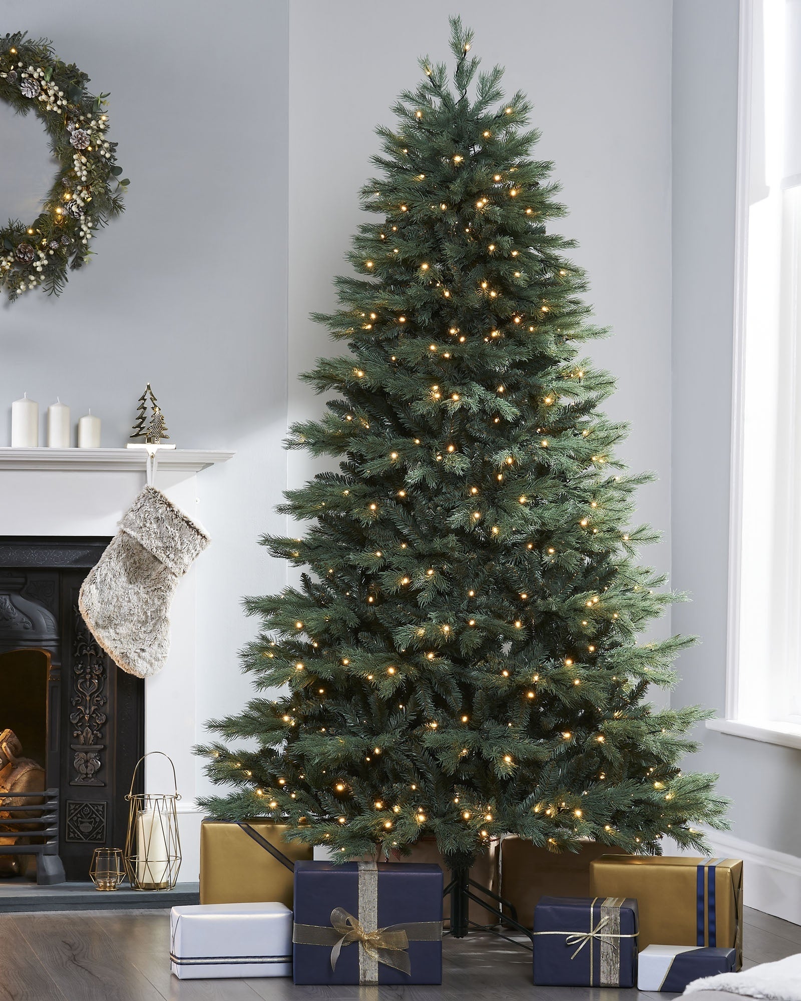 Pre-Lit Colorado Blue Spruce Christmas Tree, 6 ft