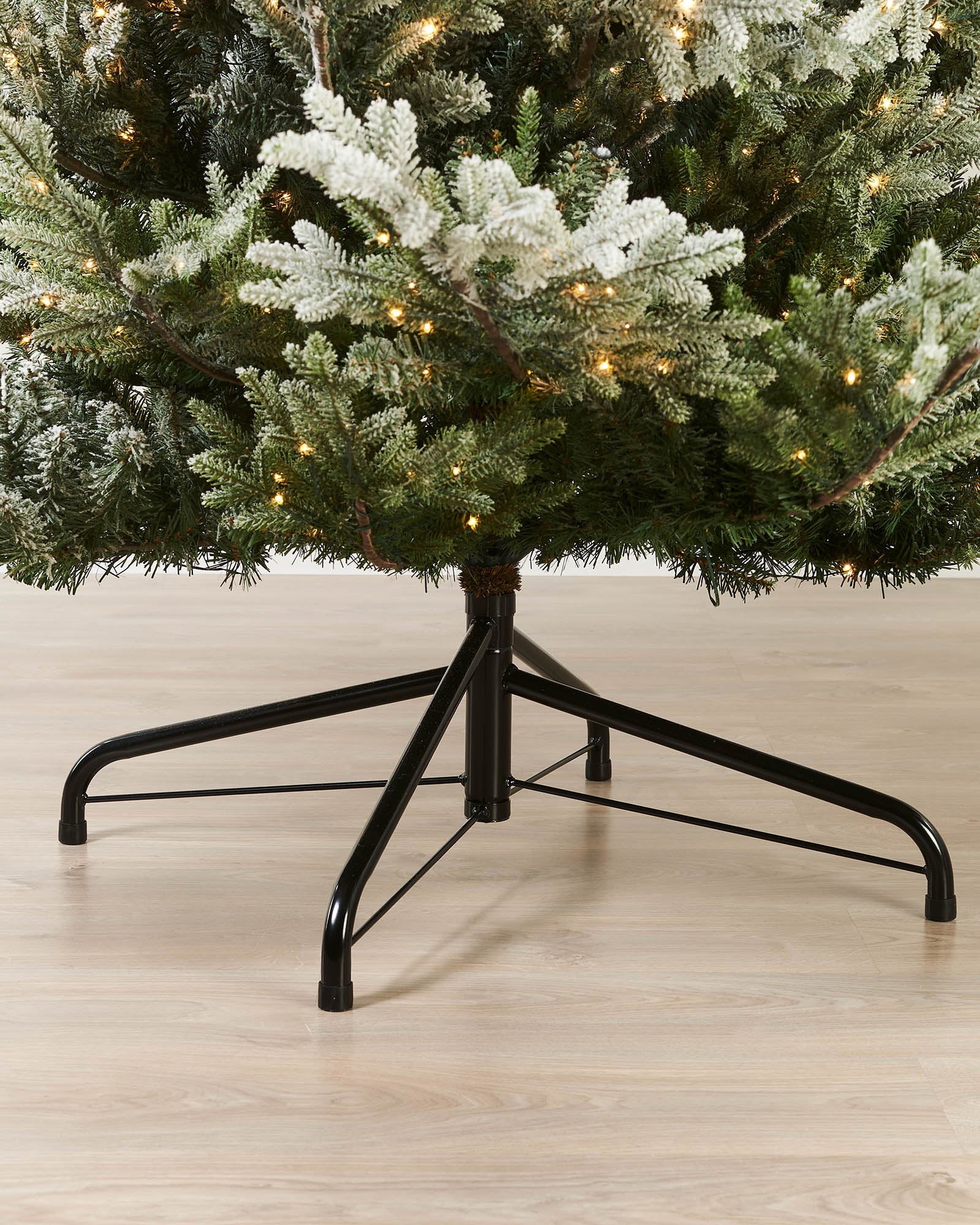 Pre-Lit Snow Flocked Douglas Fir Christmas Tree, 9 ft