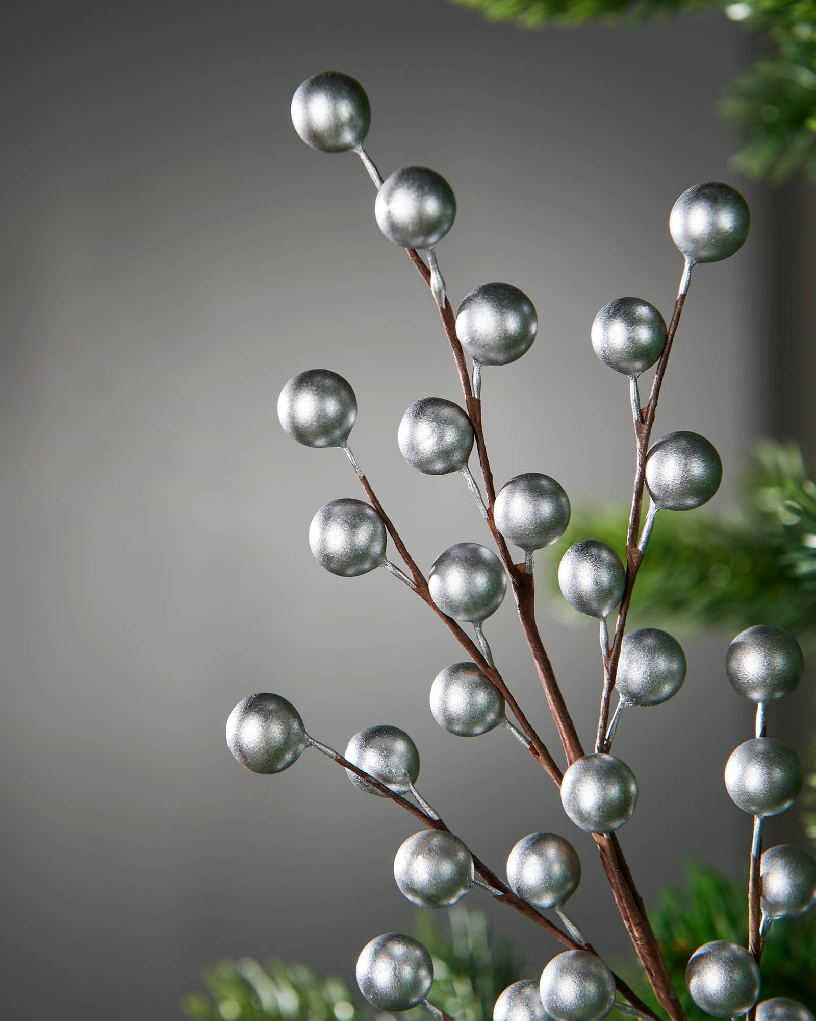 Silver Berry Christmas Tree Spray, 45 cm