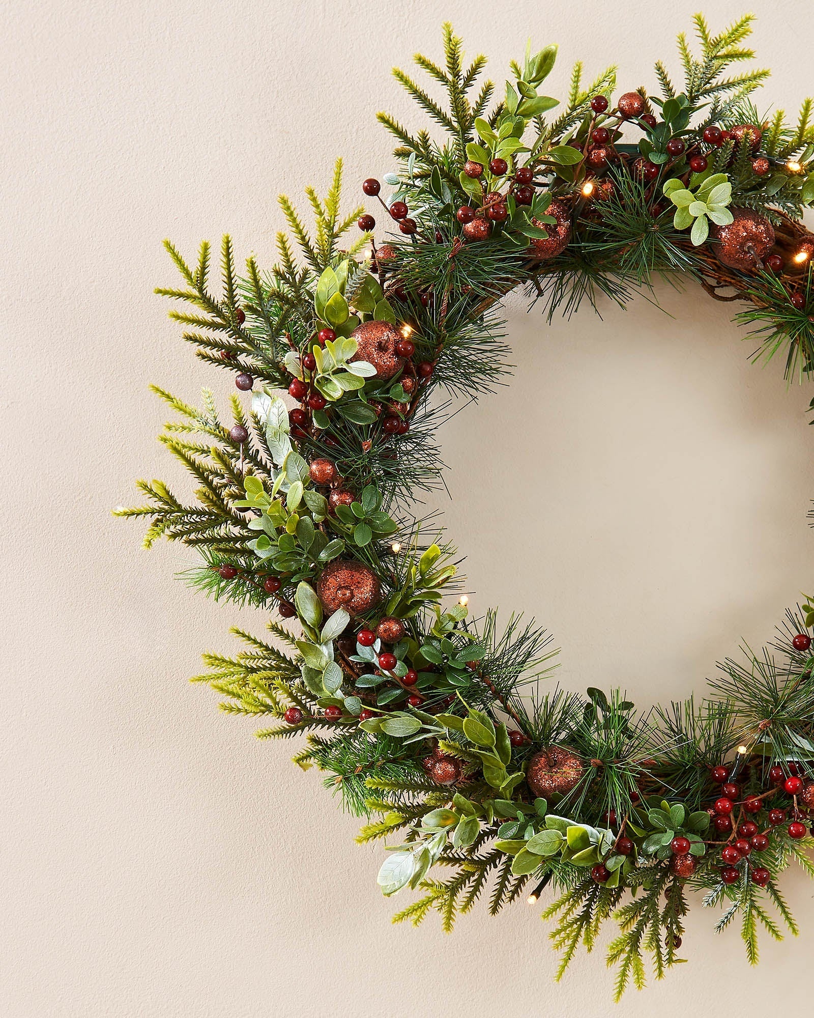 Pre-Lit Natural Mixed Tip Wreath, 60 cm