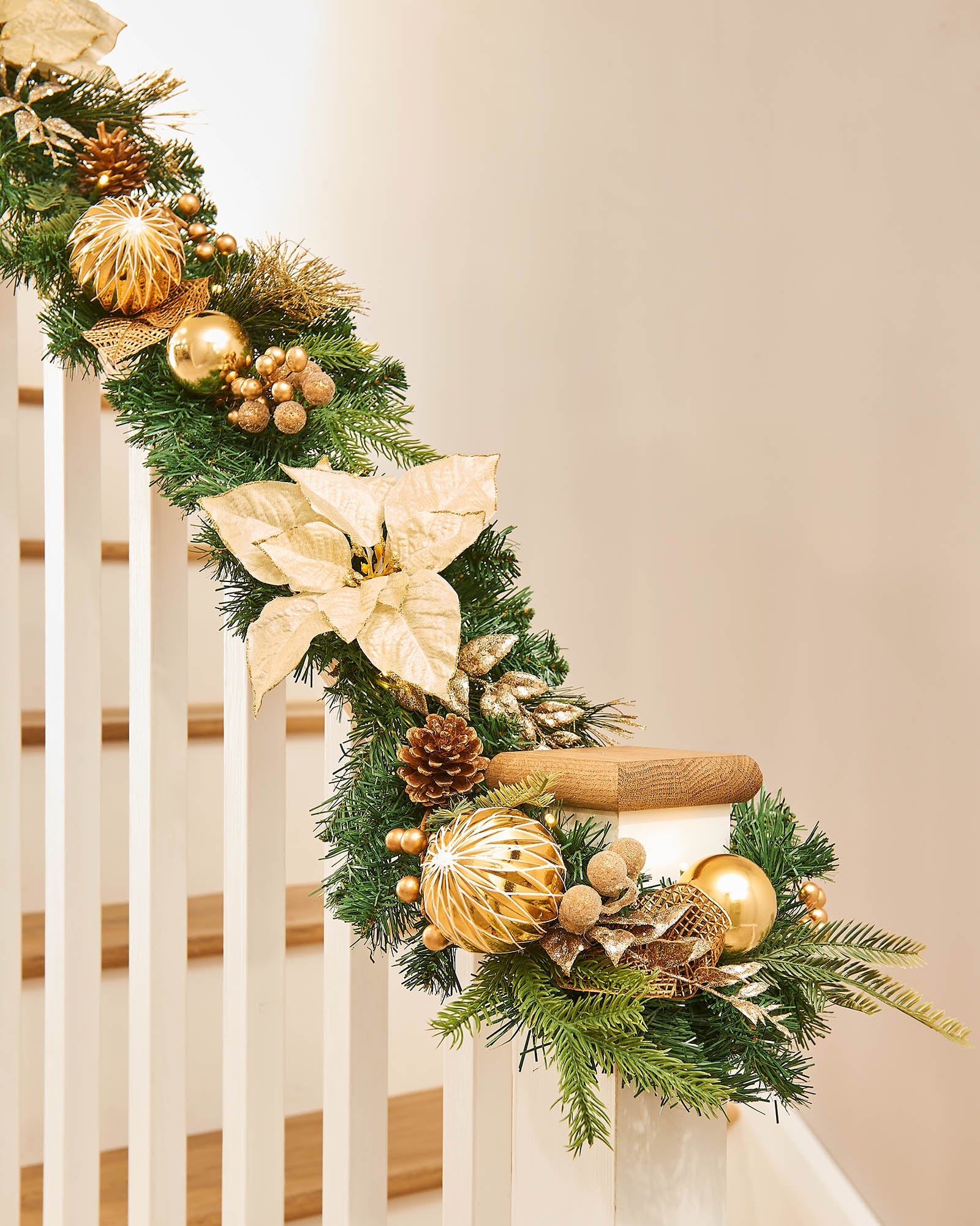 Pre-Lit Decorated Garland, Cream & Gold, 9 ft