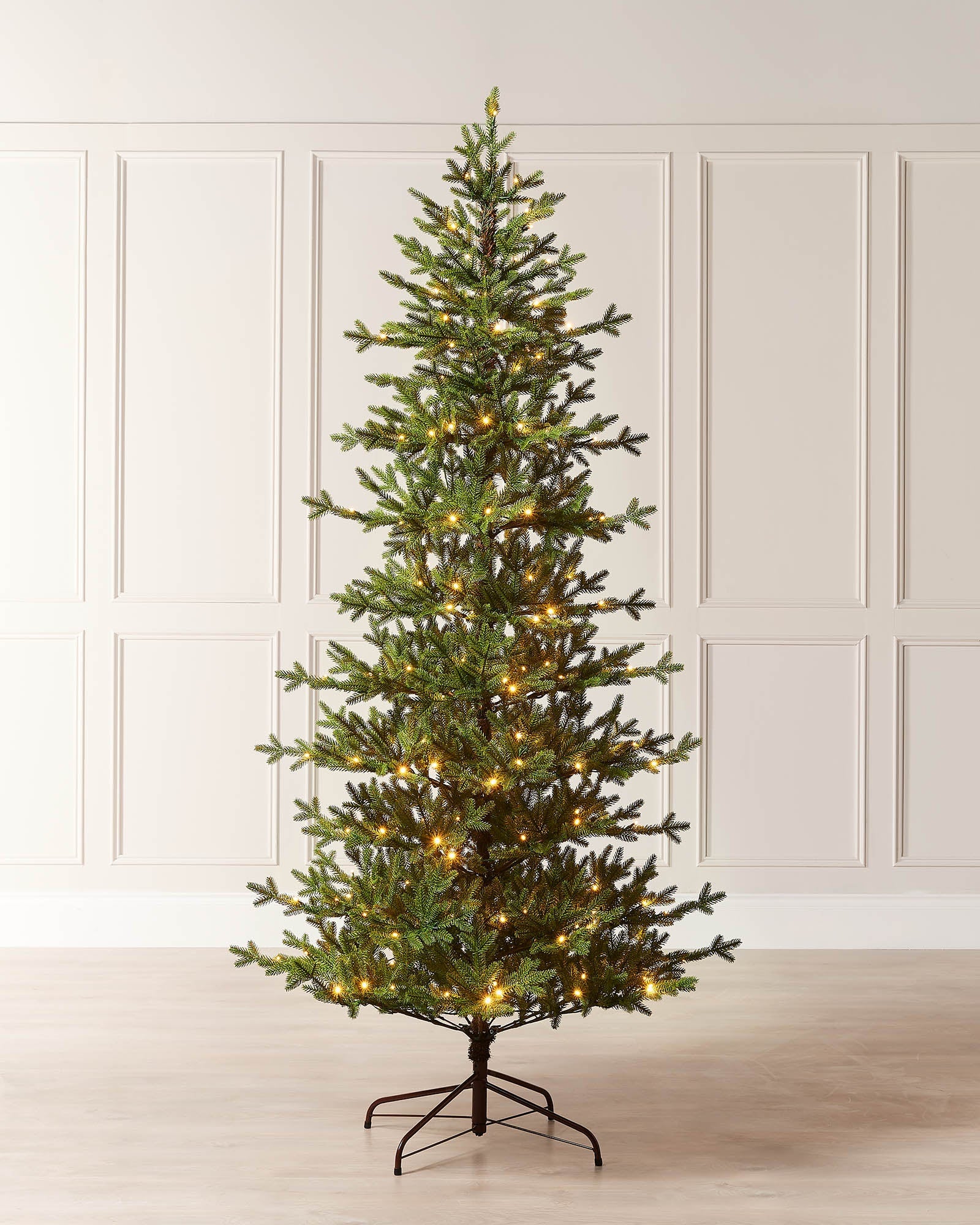 Pre-Lit Nordic Pine Christmas Tree