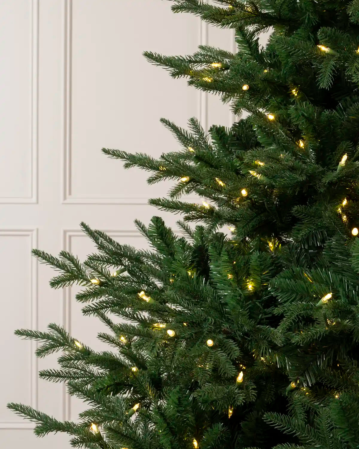 Pre-Lit Northern Fir with Dual Vintage Candle LEDs