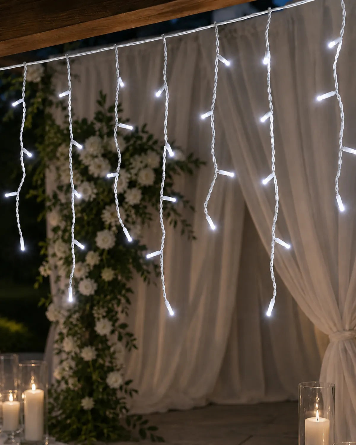 Pro Series Connectable Wedding Twinkling Icicle Lights, White