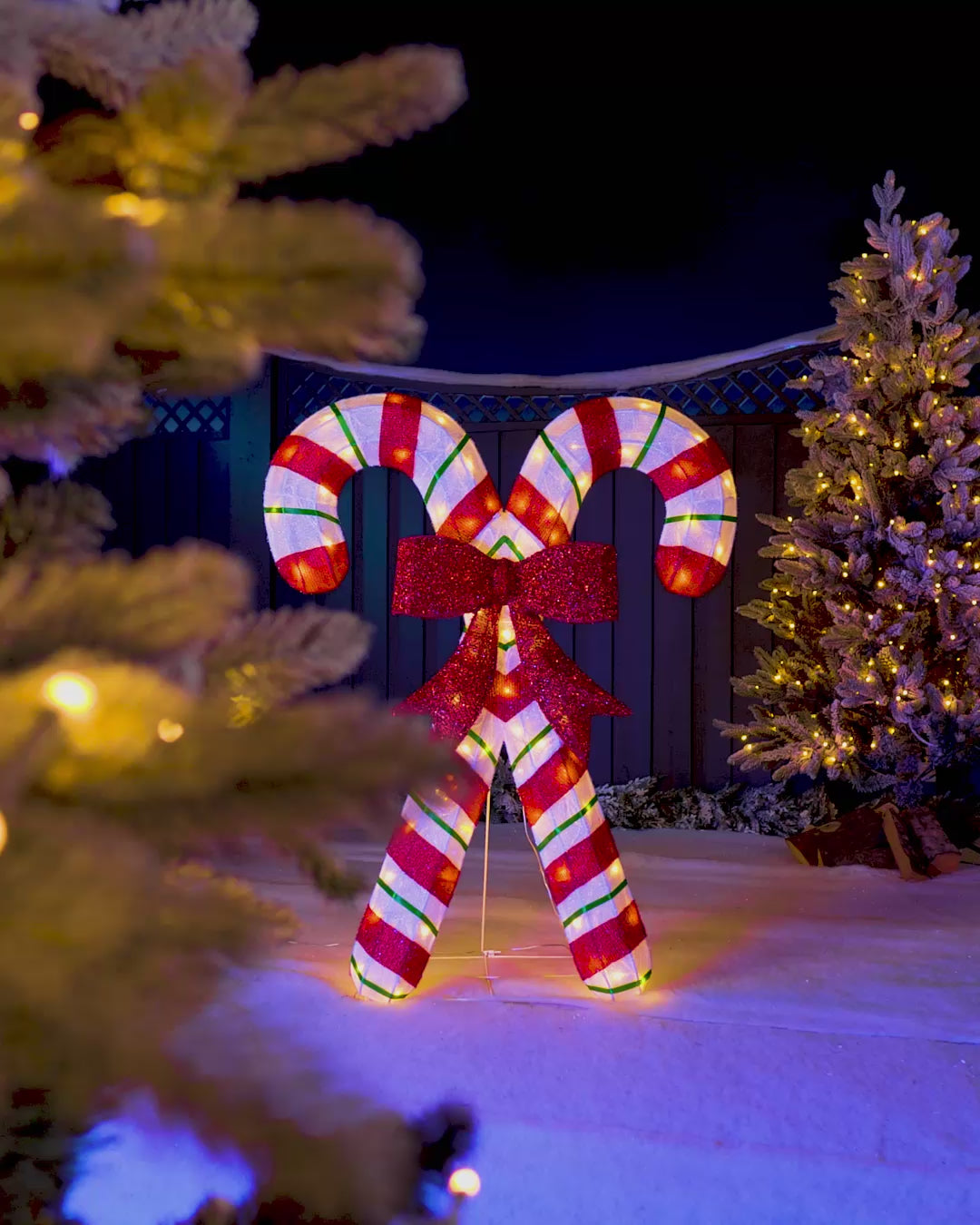 Load video: Pre-Lit 3D Candy Cane, 100 cm