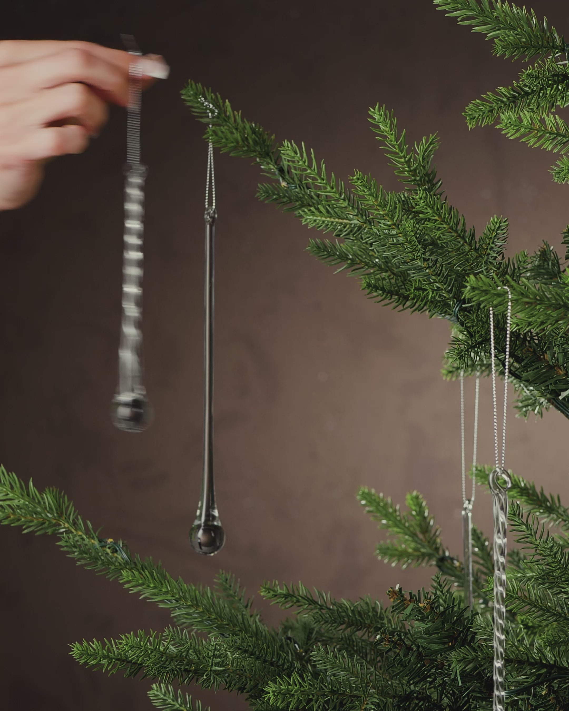 Load video: Set of 6 Glass Teardrop Icicles, 25 cm