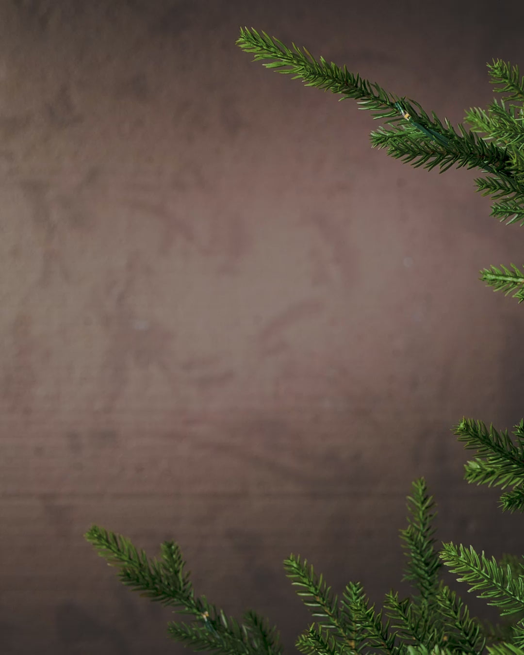 Load video: Set of 5 Large Glass Teardrop Baubles, Burgundy, 15 cm