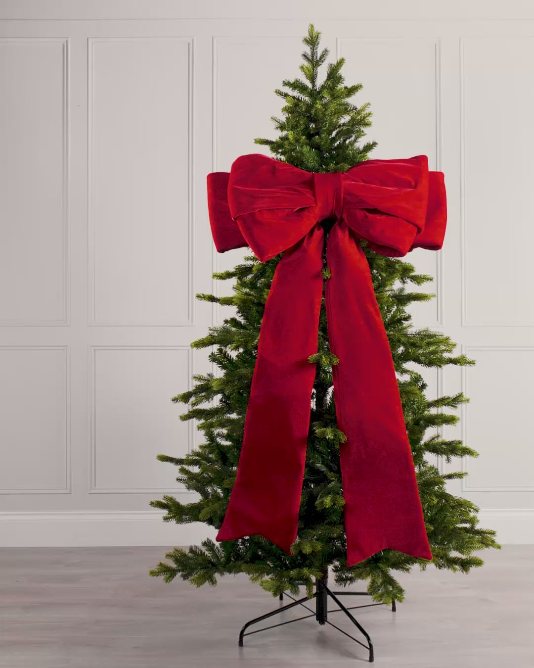 Load video: Large Velvet Christmas Bow, Red, 140 cm