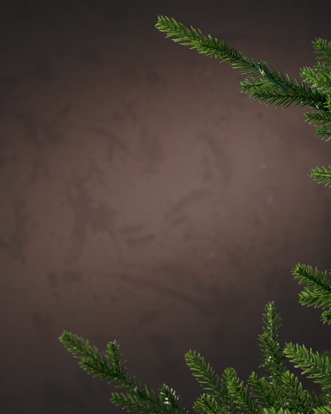 Load video: Set of 5 Large Glass Teardrop Baubles, White, 15 cm