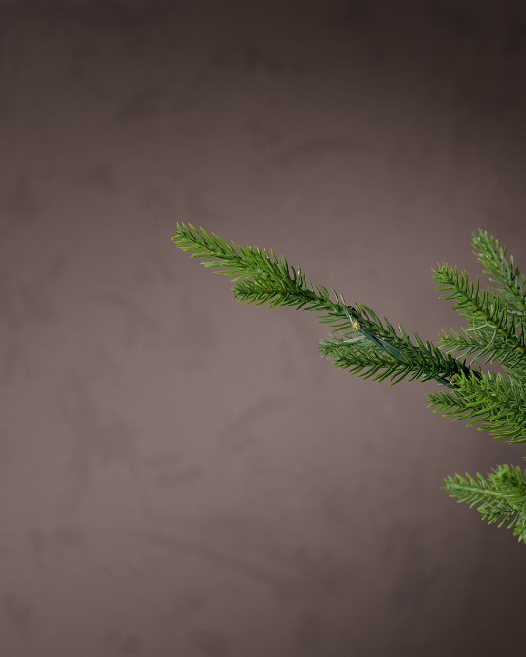 Load video: Set of 10 Glass Berry Cluster Baubles, Black