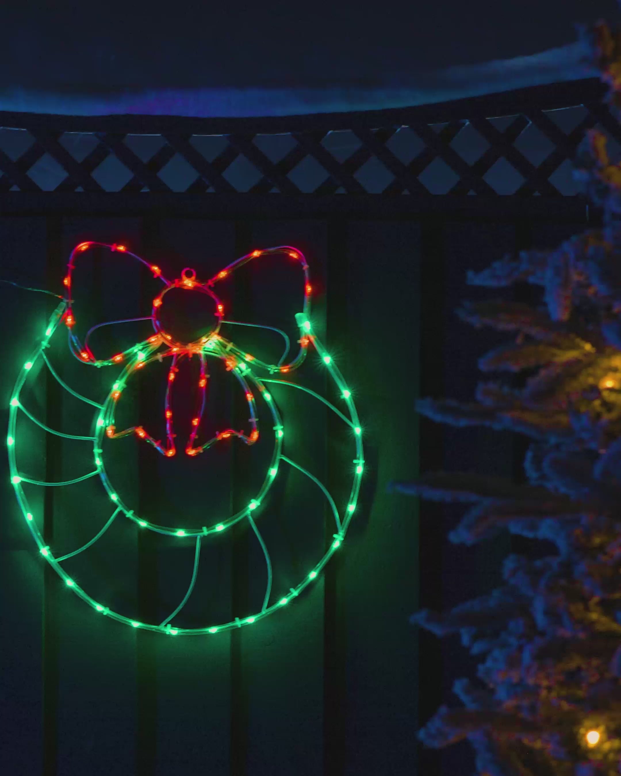 Load video: Pre-Lit Wreath &amp; Bow Rope Light, Silhouette, 50 cm