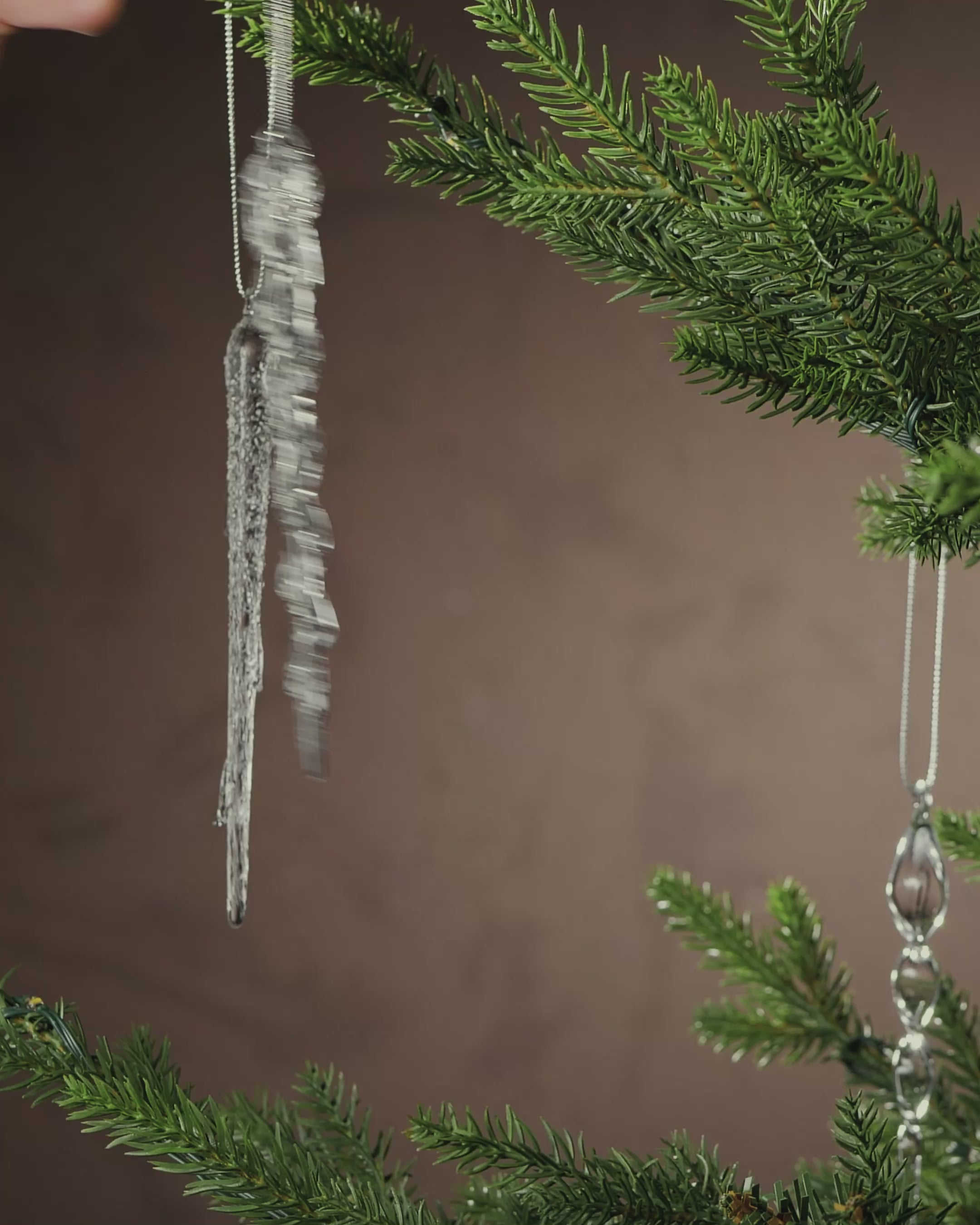 Load video: Set of 20 Frosted Glass Icicle Decorations