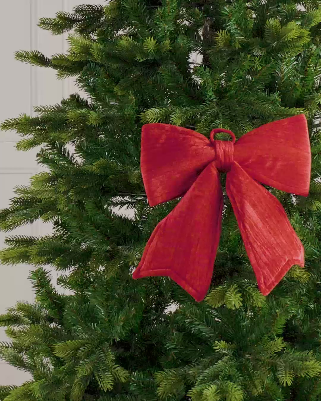 Load video: Vintage Velvet Christmas Bow, Red, 30 cm