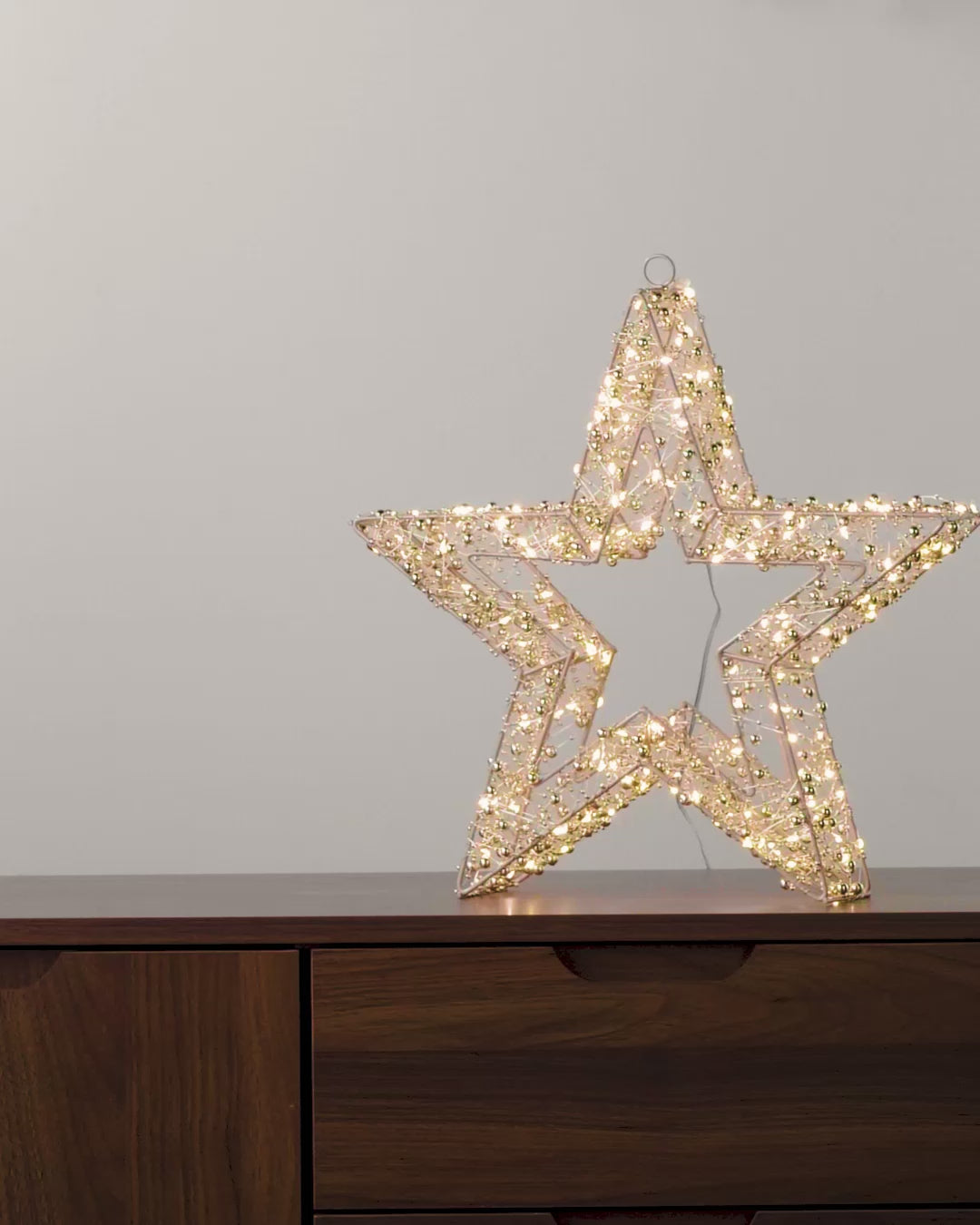 Load video: Pre-Lit Beaded Gold Star, 38 cm