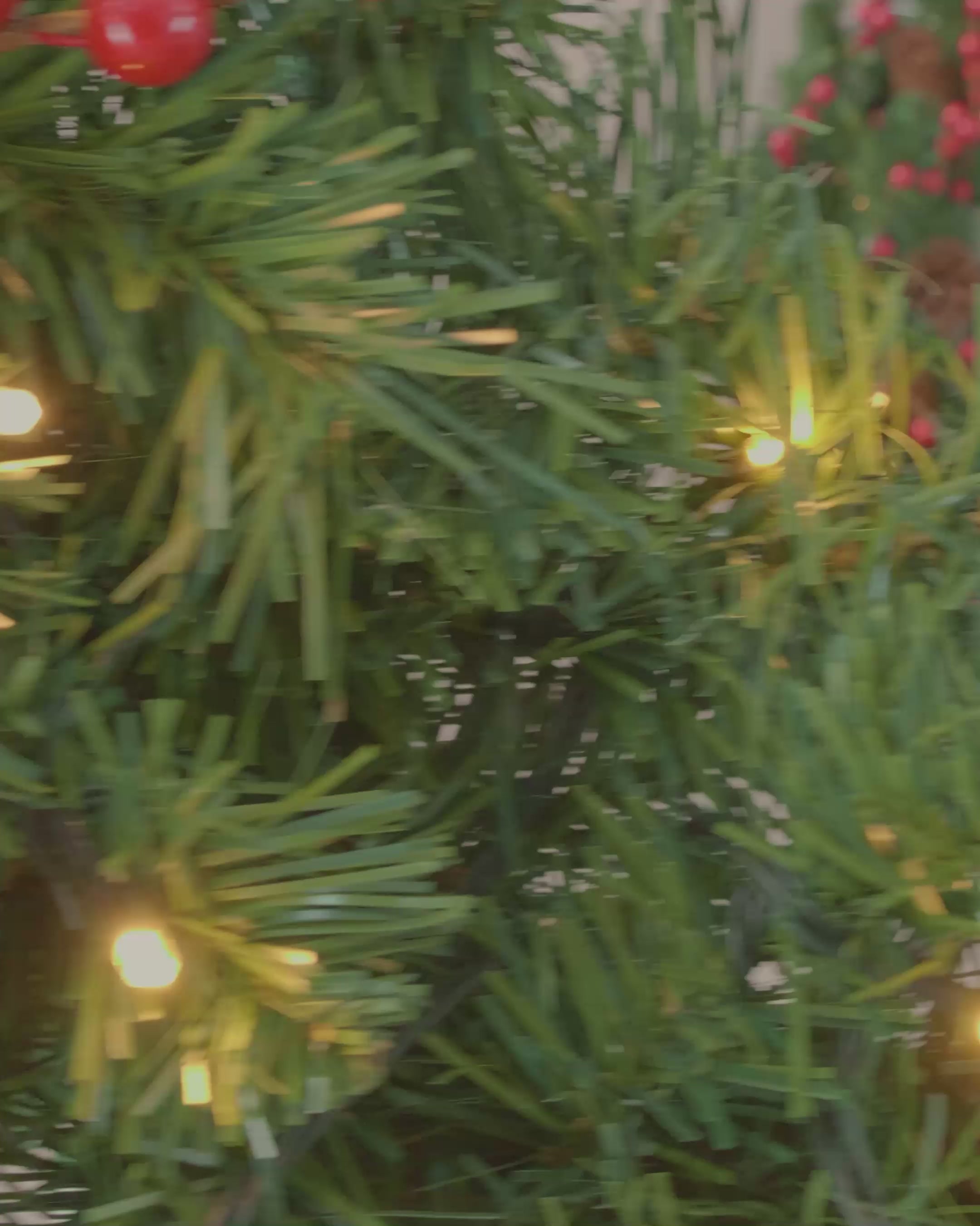 Load video: Pre-Lit Extra Thick Wreath, Pinecones &amp; Berries, 76 cm