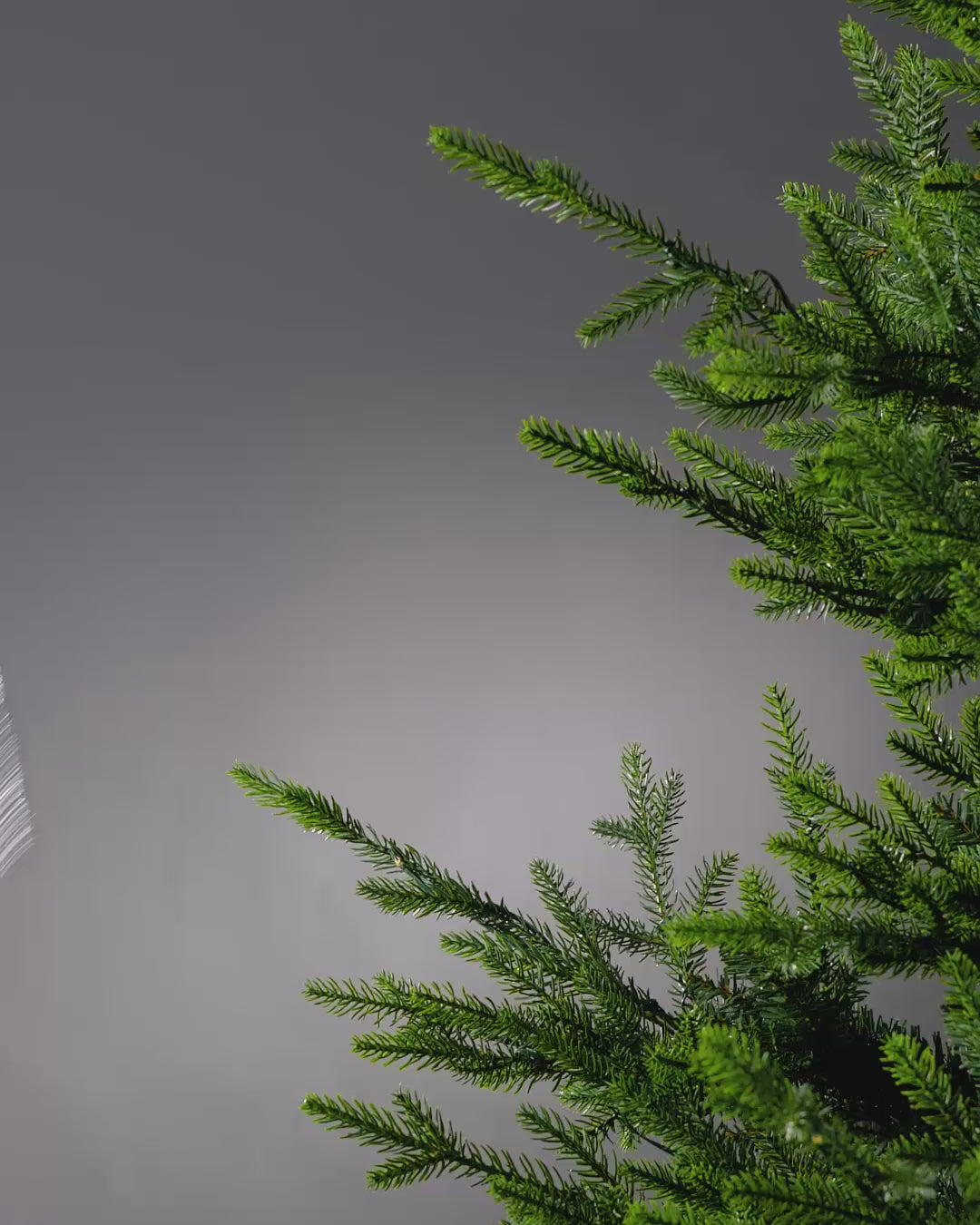 Load video: Silver Leaf Christmas Tree Spray, 84 cm