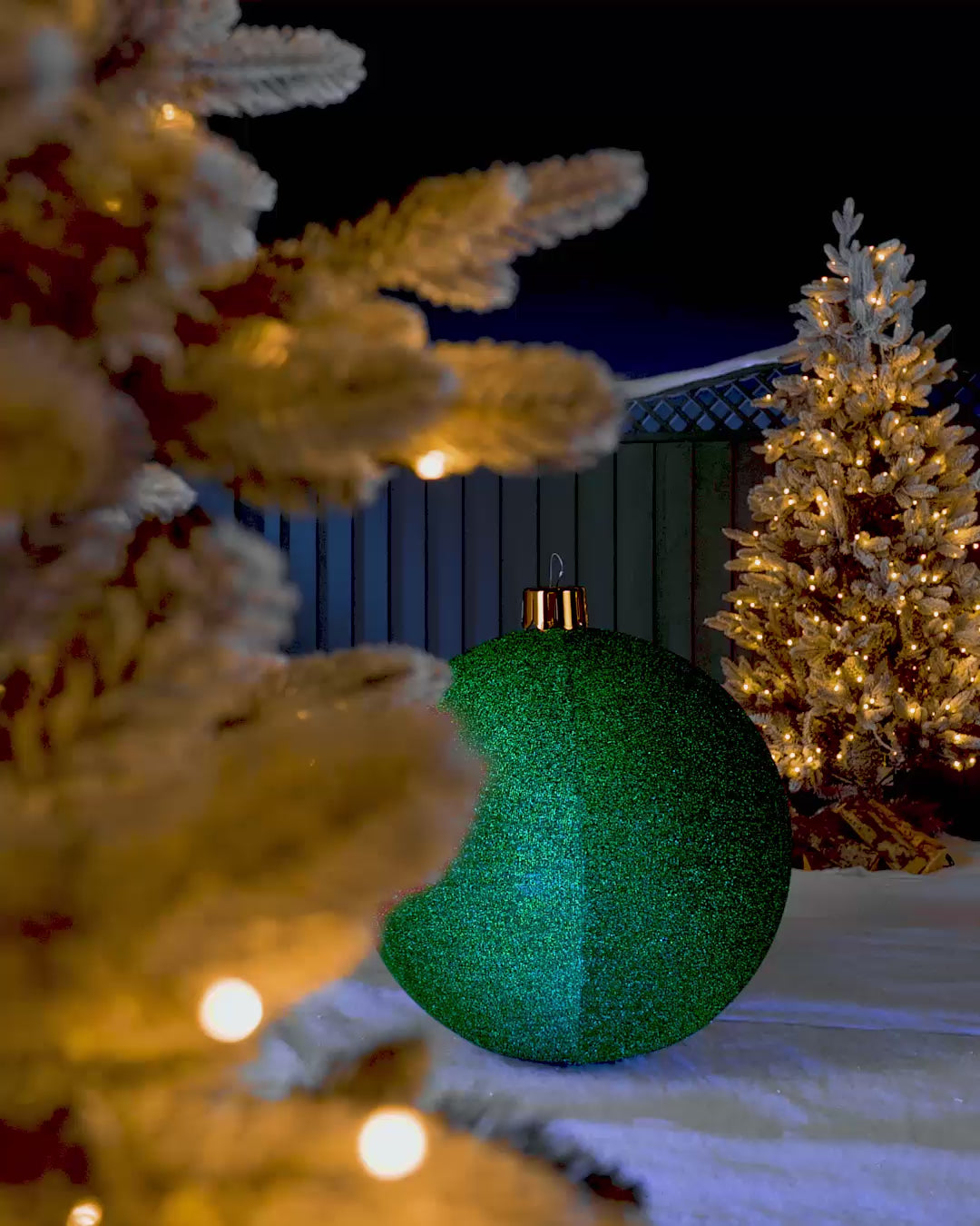 Load video: Inflatable Tinsel Christmas Bauble, Green, 66 cm