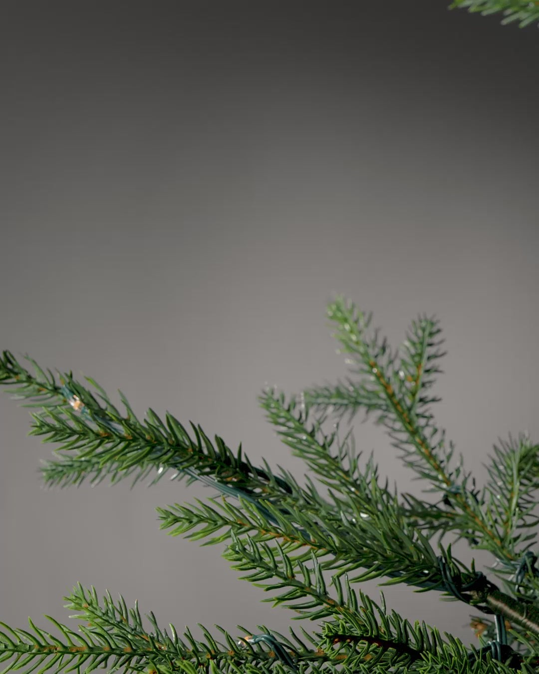 Load video: Set of 3 Silver Artificial Poinsettia Flowers with Clip, 12 cm