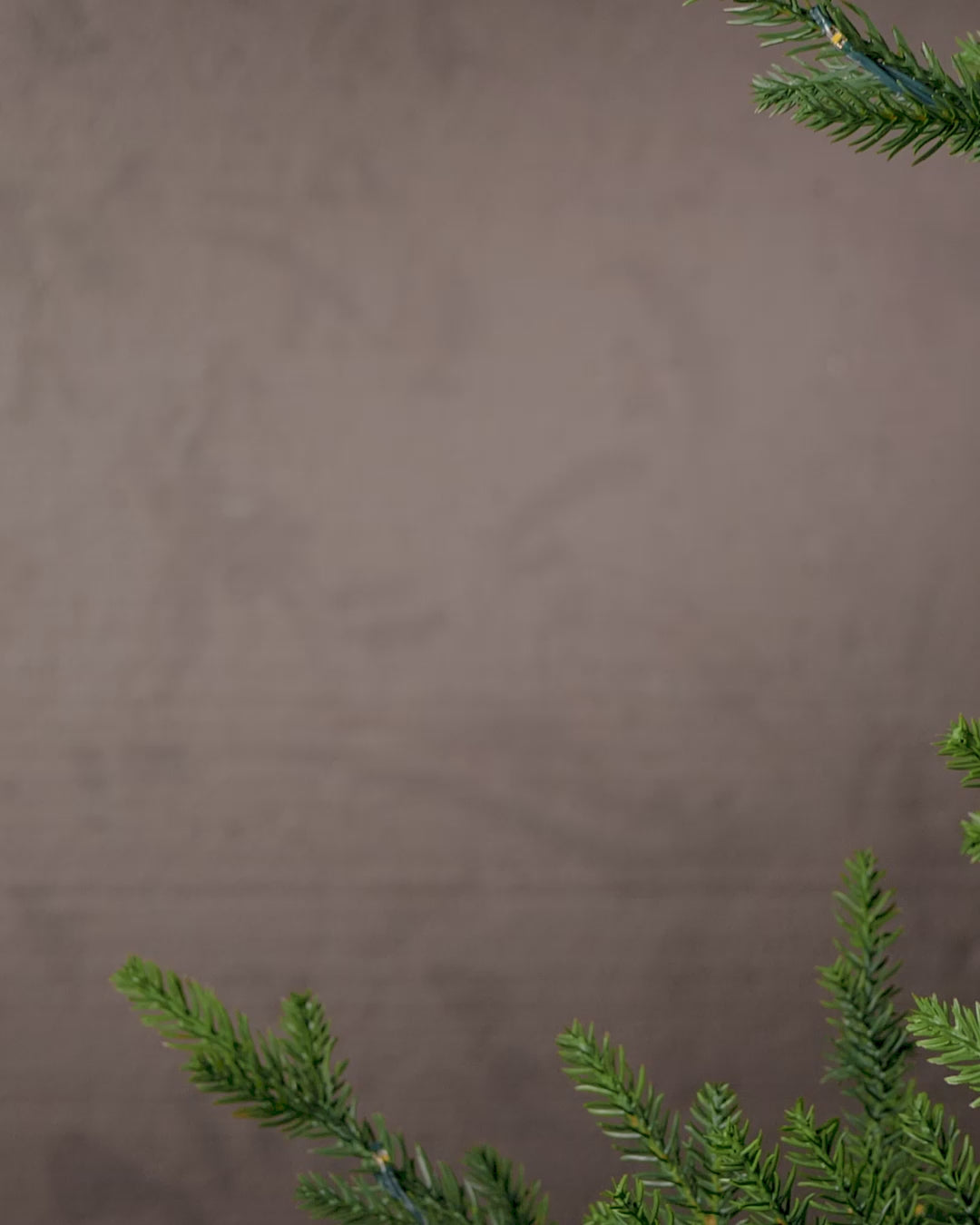 Load video: 6 Mint Green Glass Baubles, 10 cm