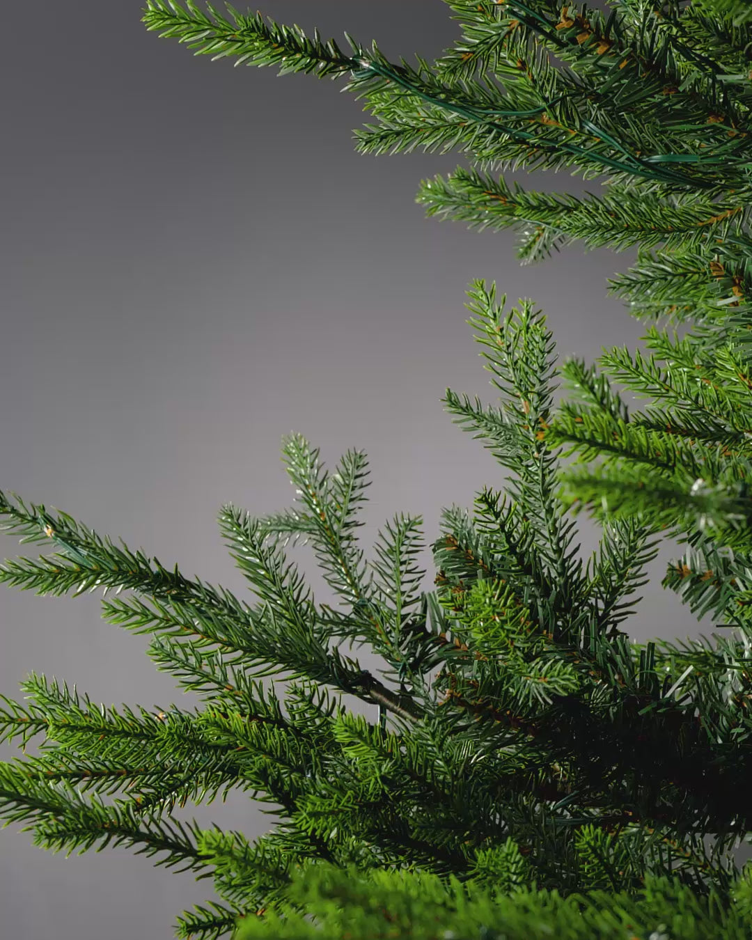 Load video: White Artificial Frosted Berries Pick, 31 cm