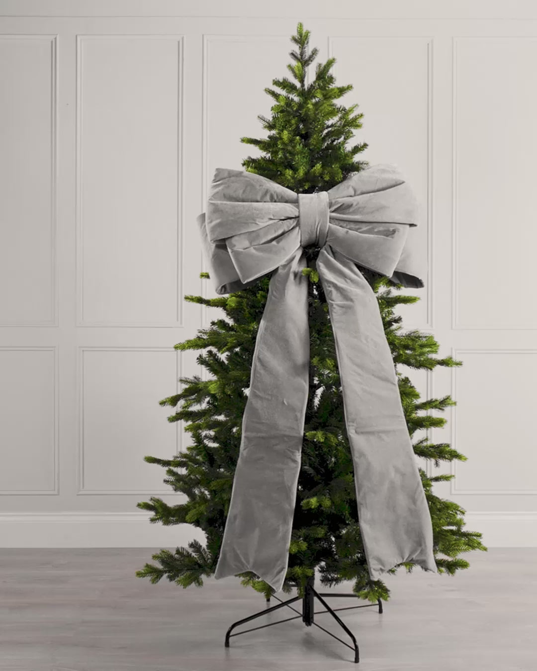 Load video: Large Velvet Christmas Bow, Silver, 140 cm