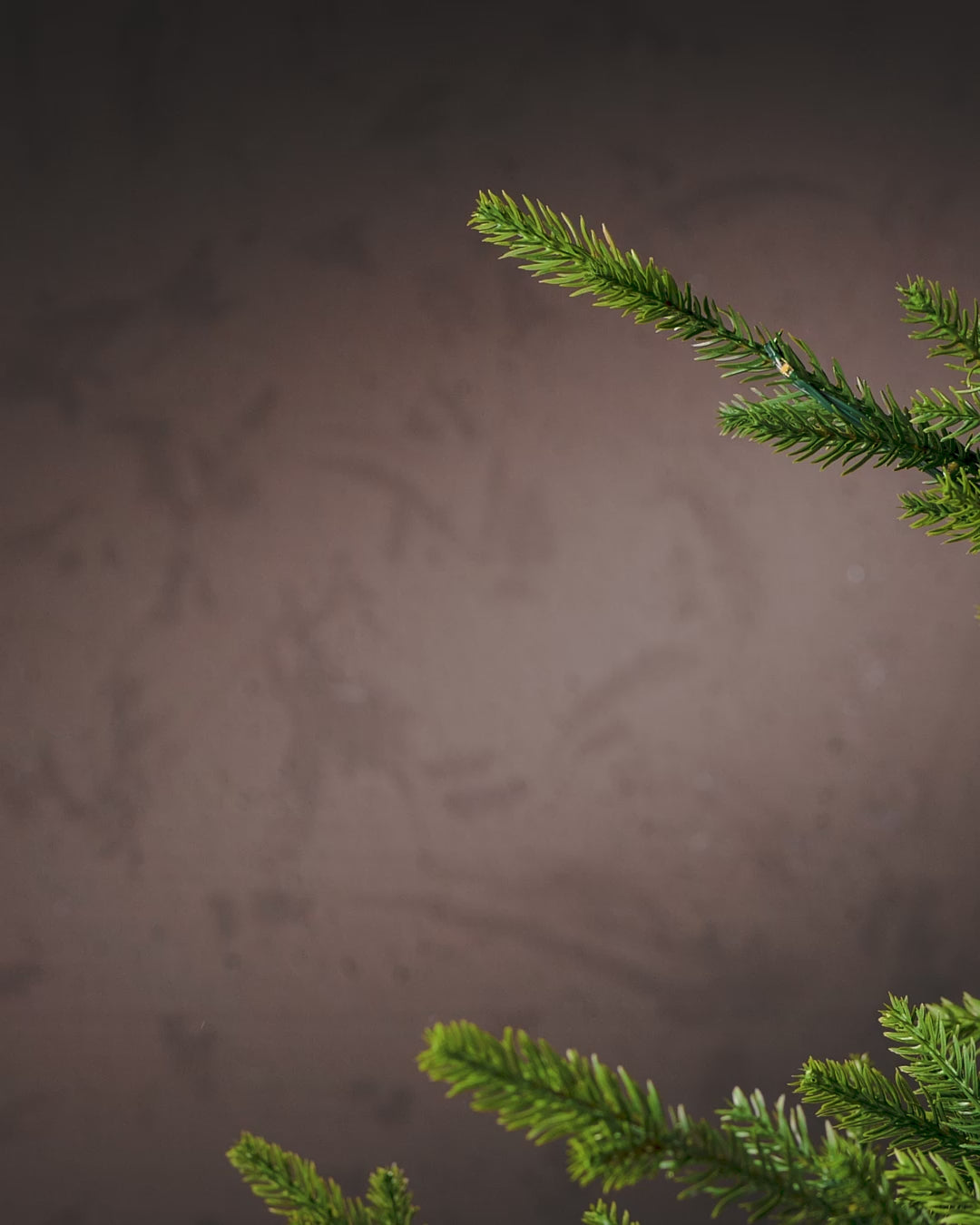 Load video: Set of 20 Glass Baubles, Silver