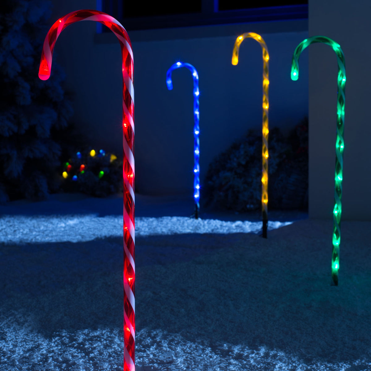 Set of 4 Connectable Candy Cane Pathway Lights, 75 cm – We R Christmas